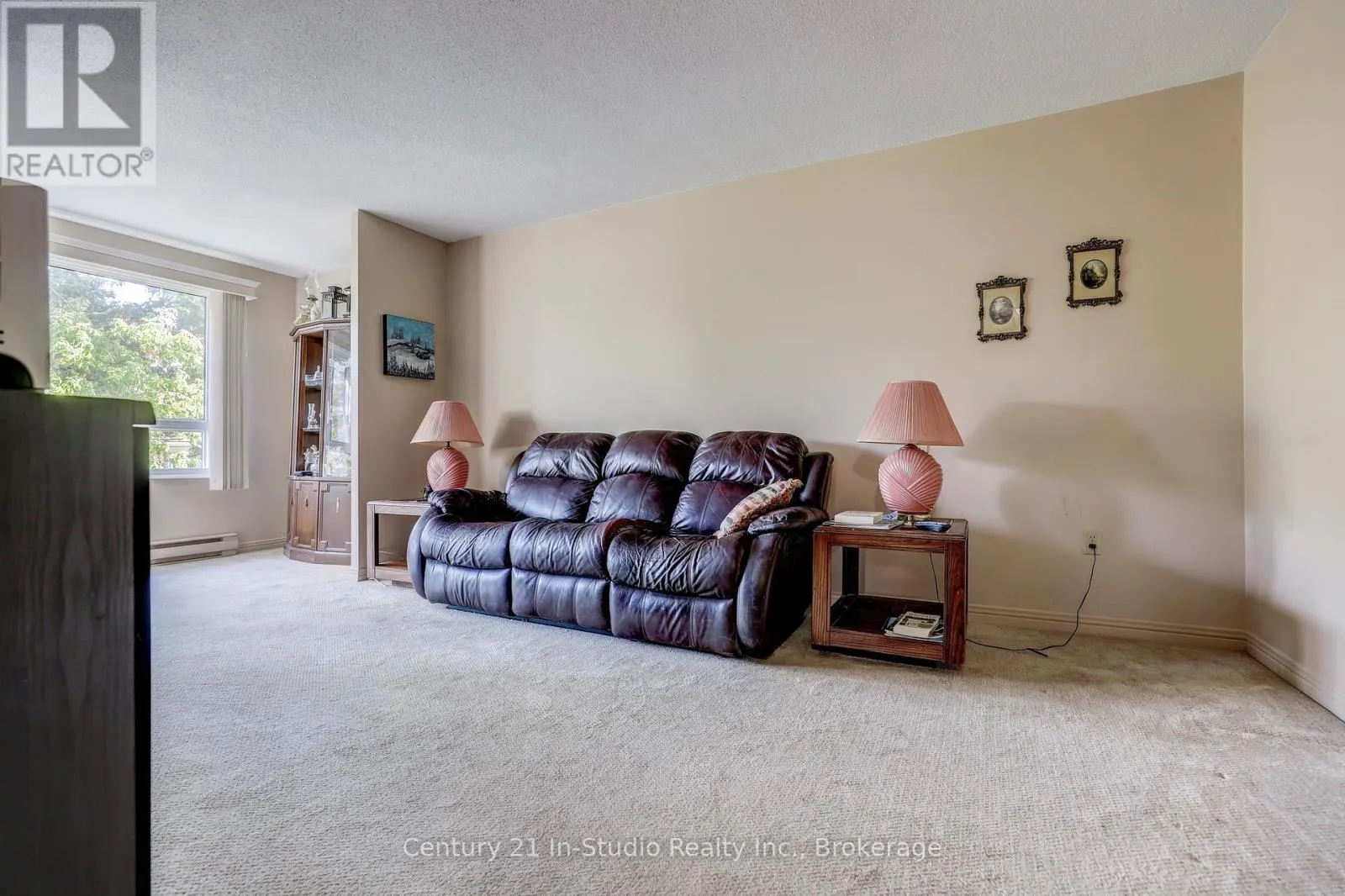 202 - 850 6TH STREET E, #202