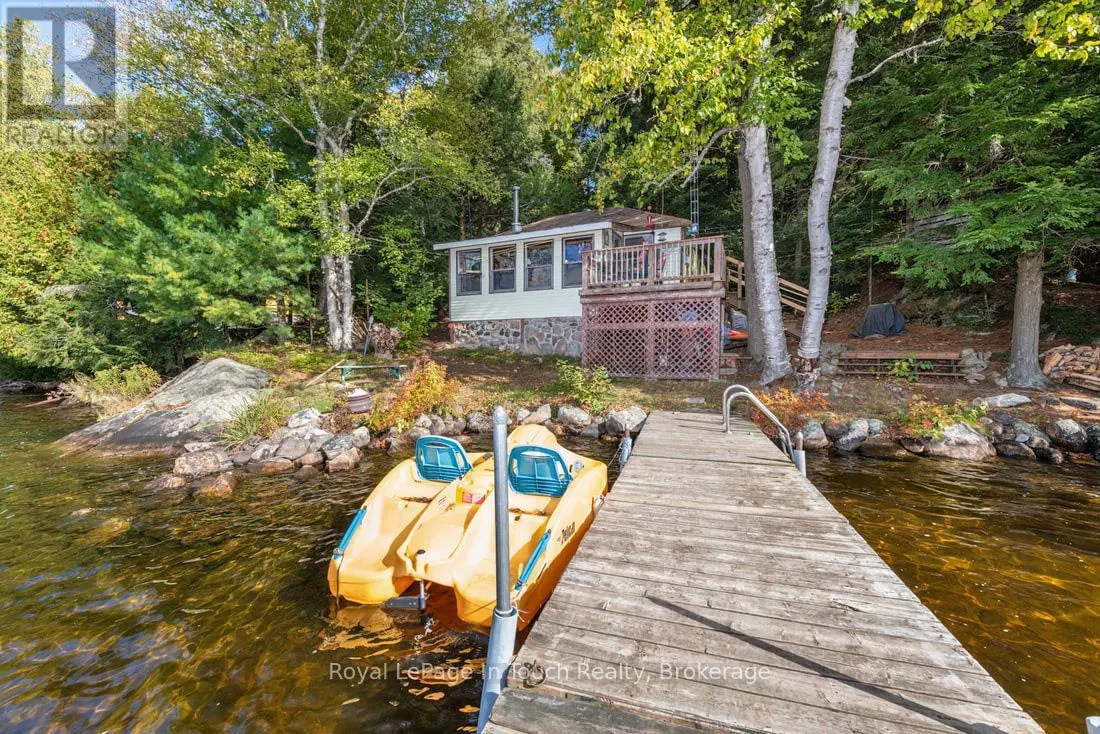 18 HEALEY LAKE