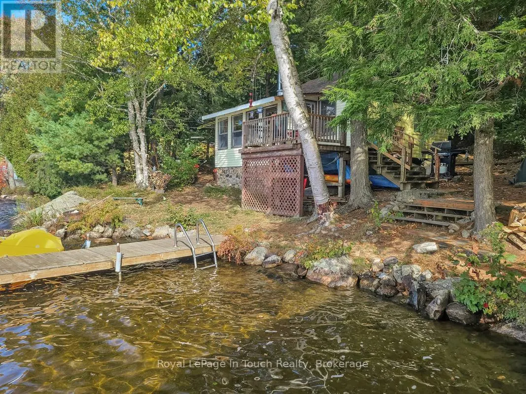 18 HEALEY LAKE