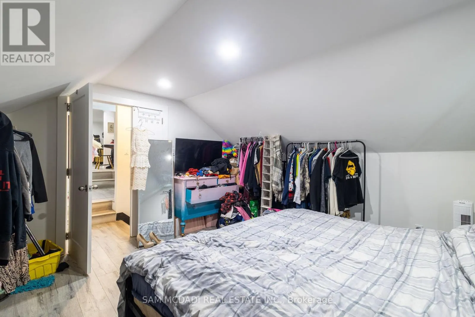 100 GREEN MOUNTAIN ROAD E