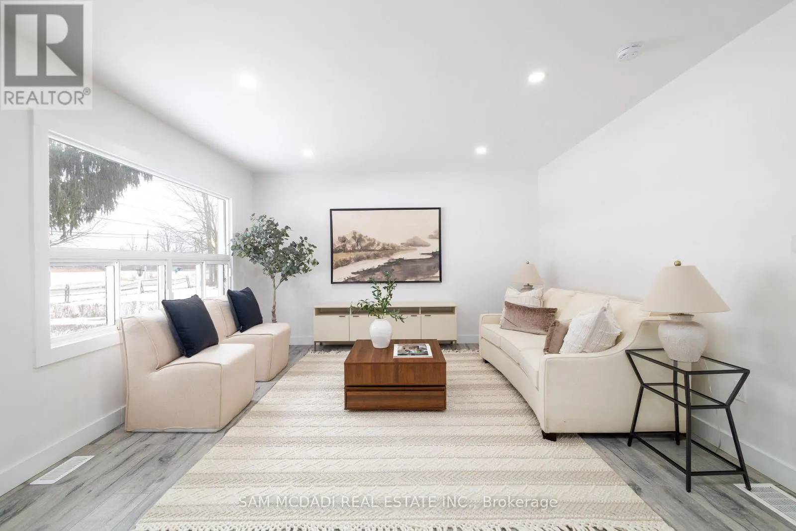 100 GREEN MOUNTAIN ROAD E