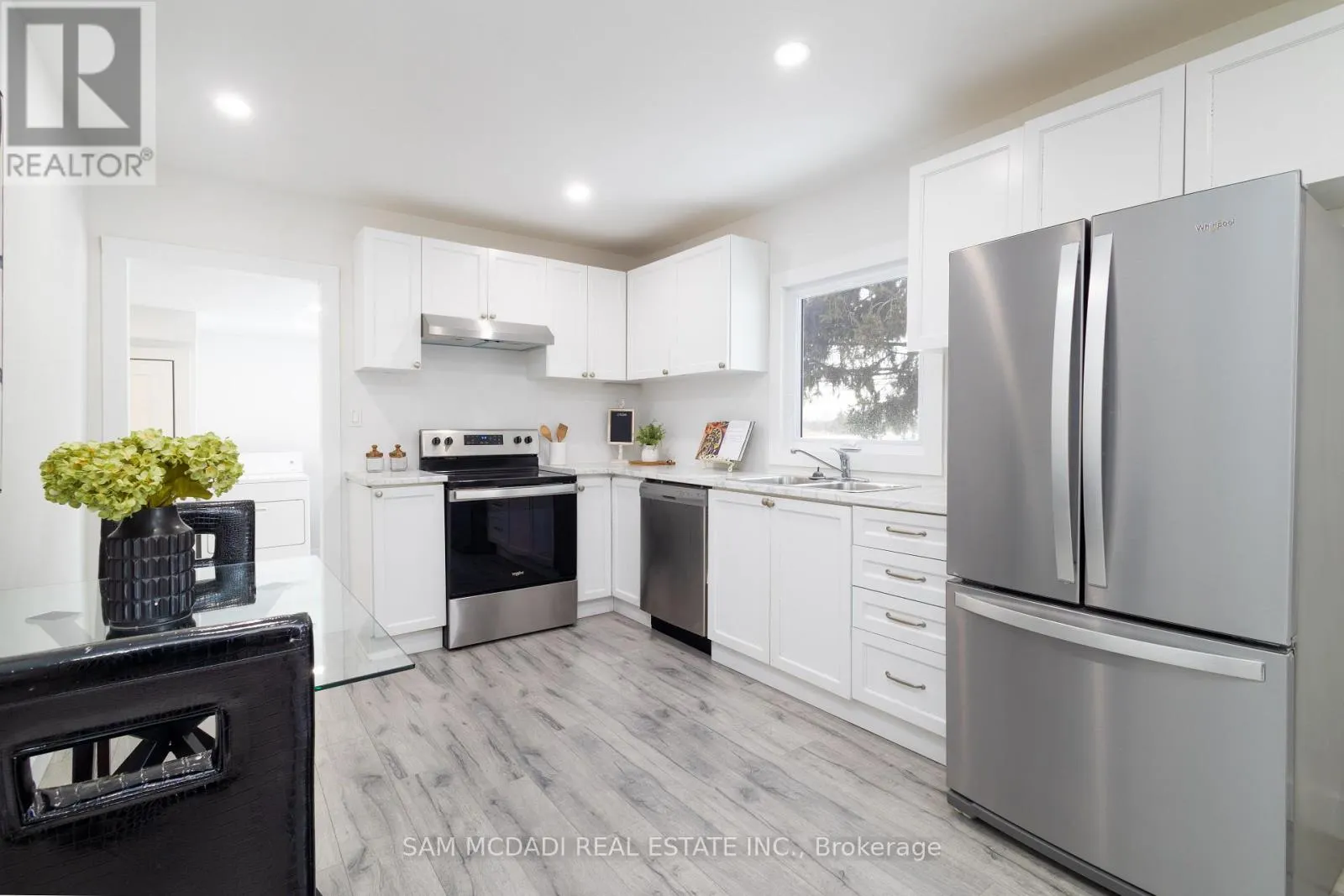 100 GREEN MOUNTAIN ROAD E