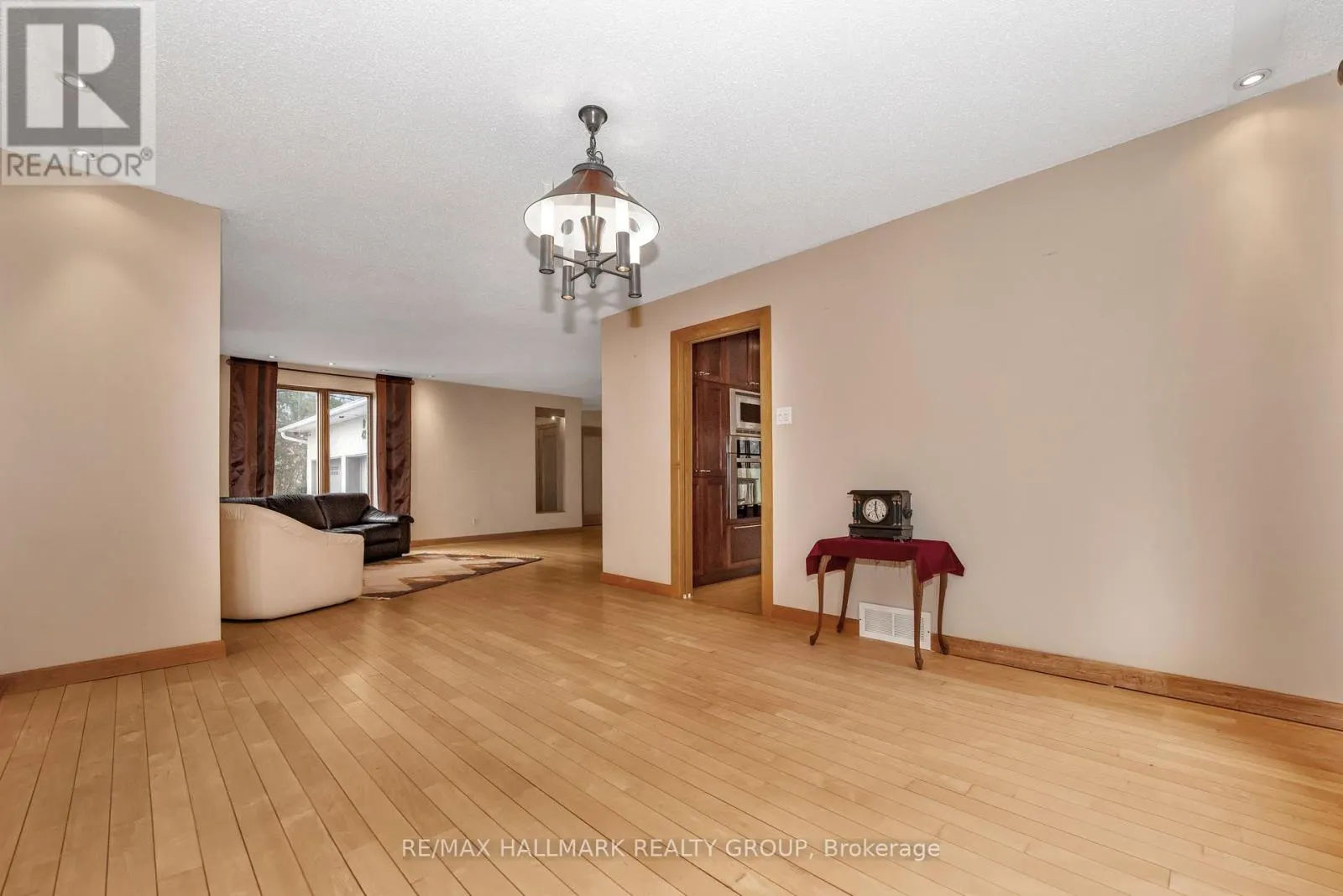 42 TWILIGHT (DAVIDSON) CRESCENT