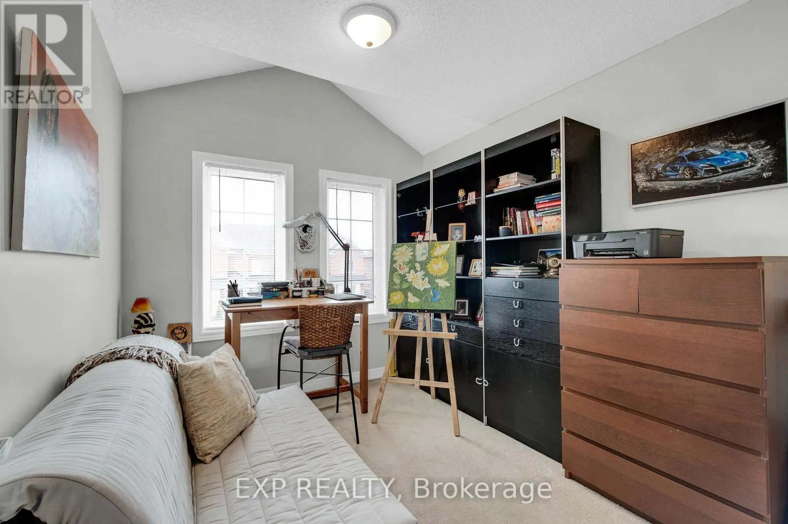 92 KEITH CRESCENT
