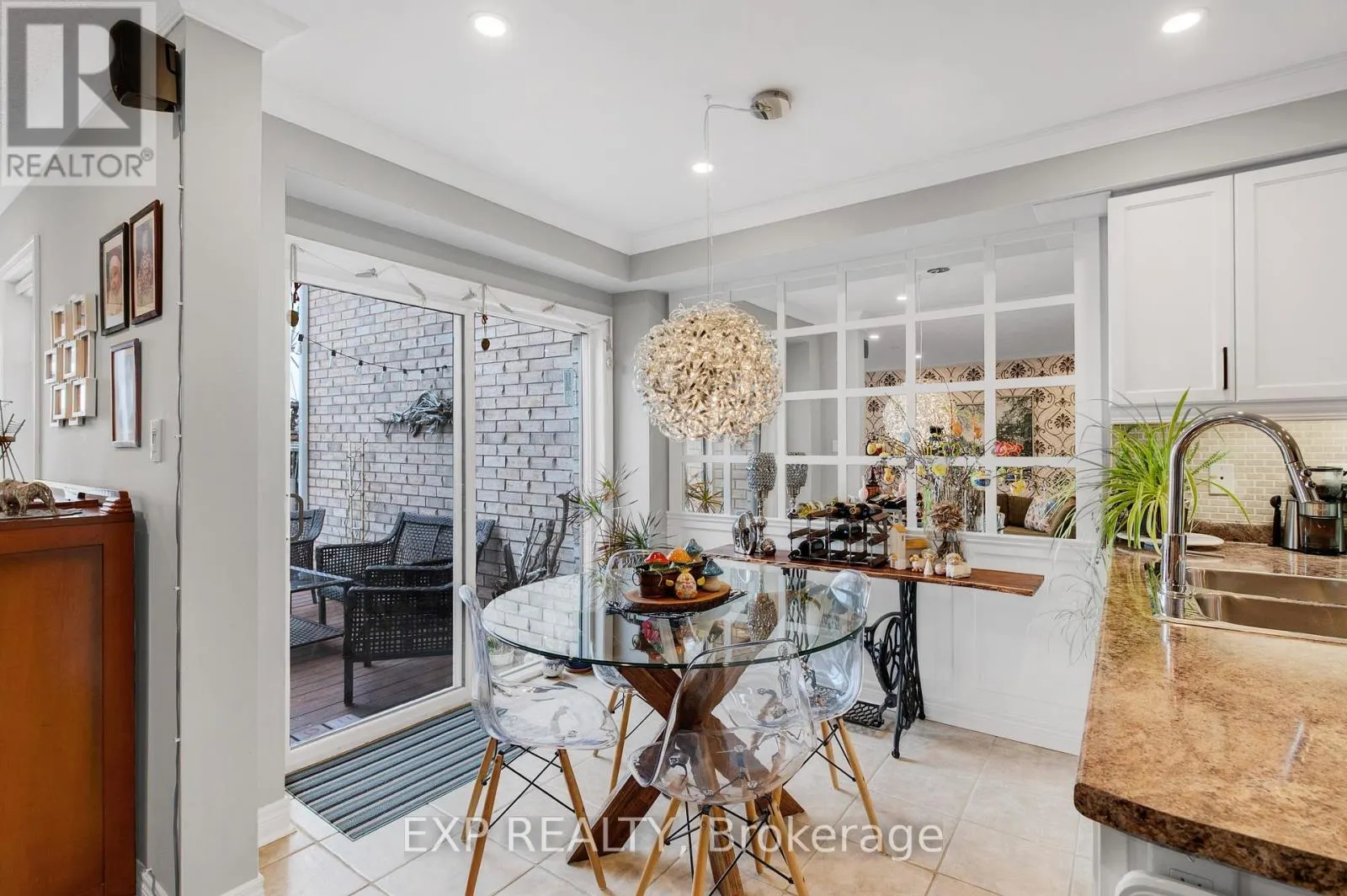 92 KEITH CRESCENT