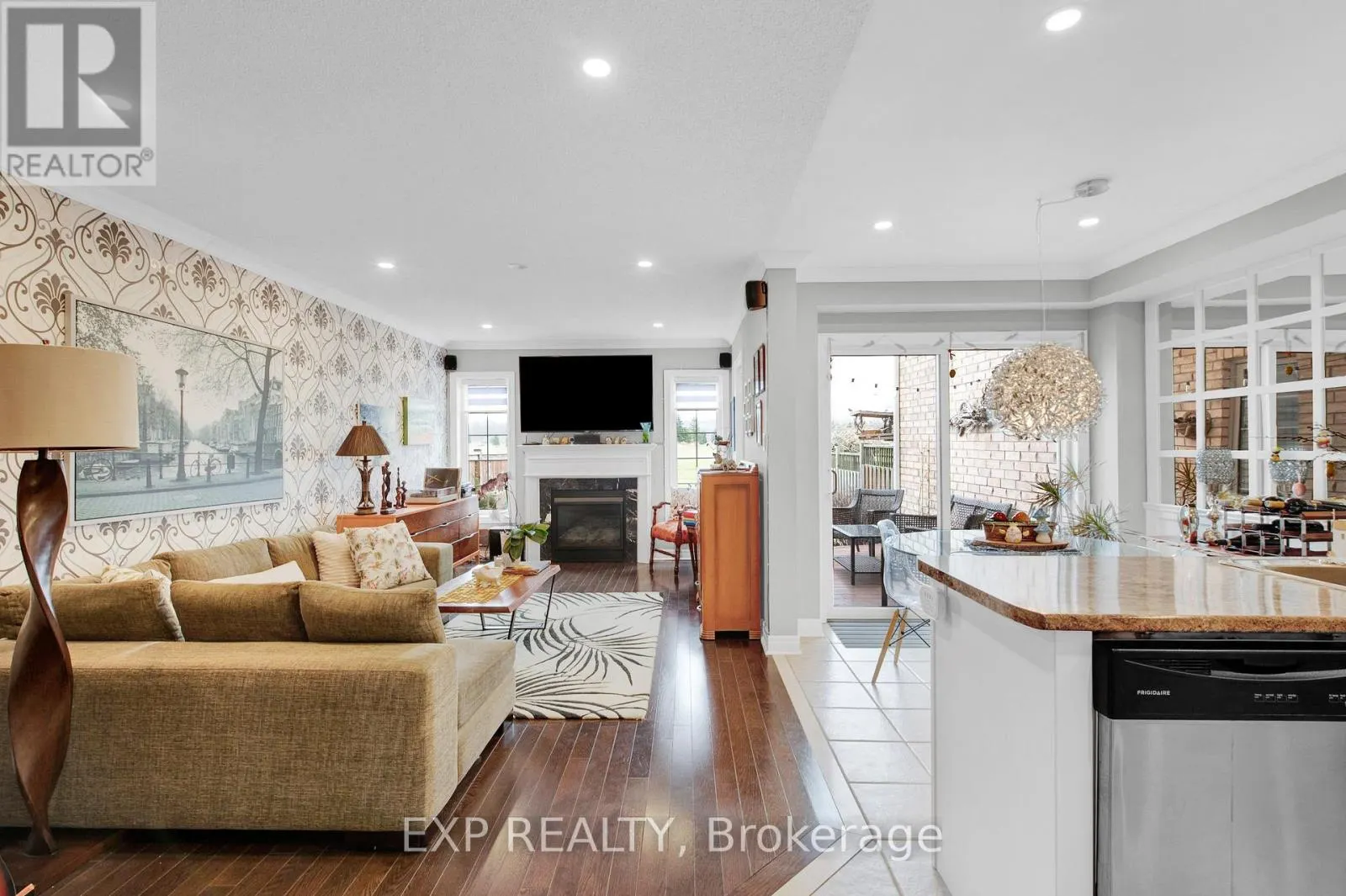 92 KEITH CRESCENT