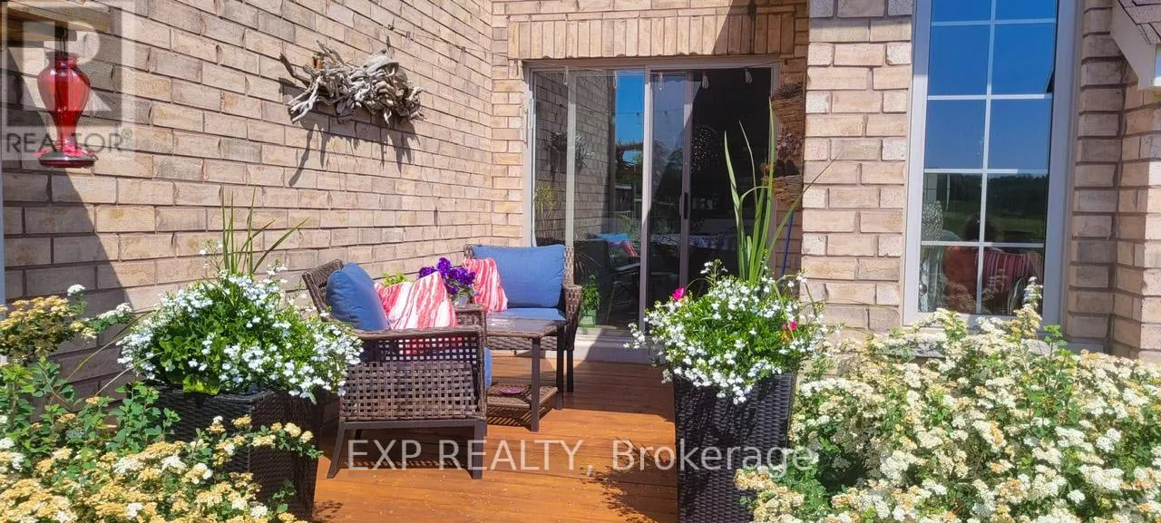 92 KEITH CRESCENT
