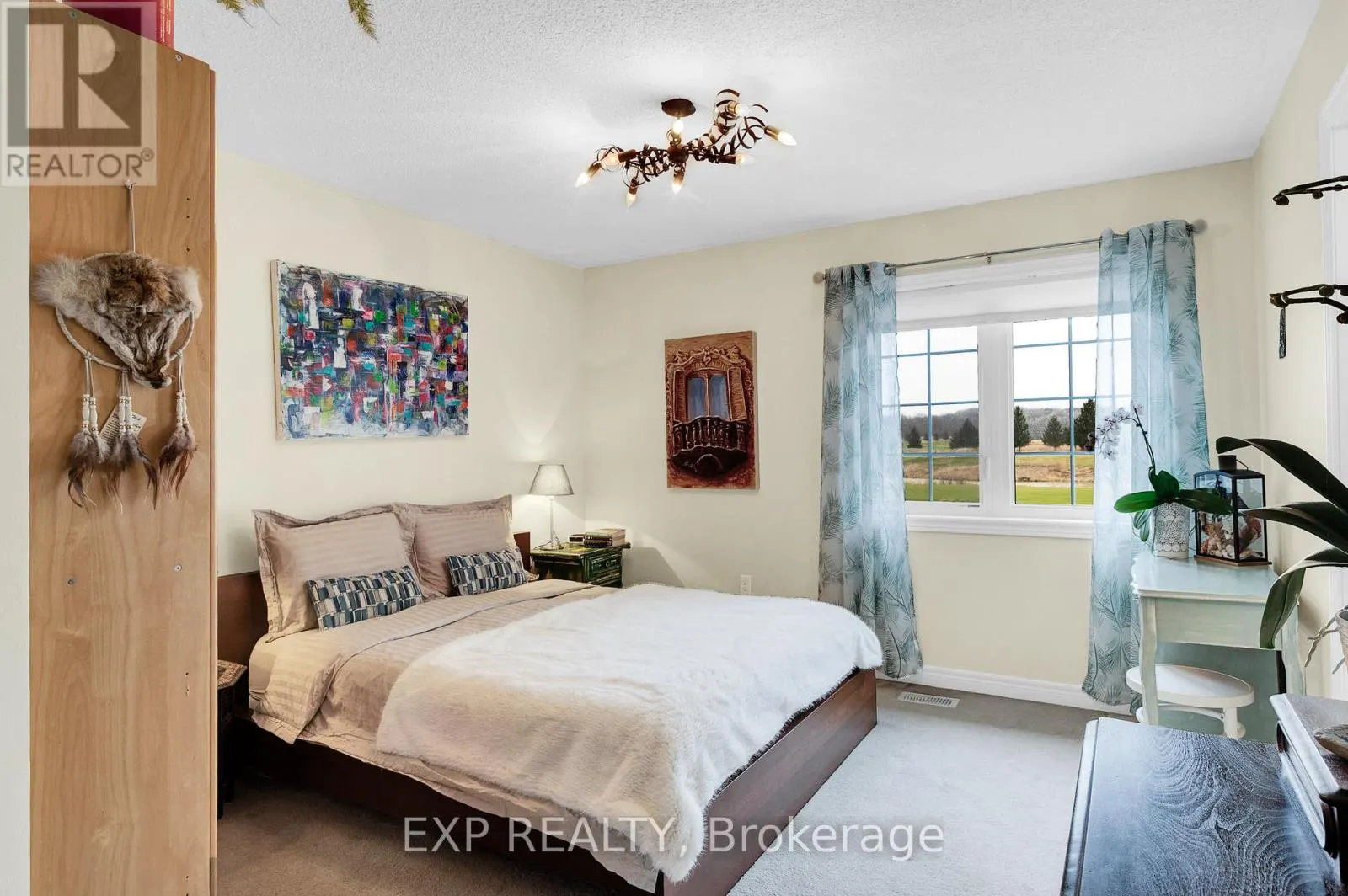92 KEITH CRESCENT