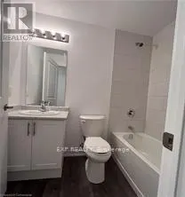 205 - 470 DUNDAS STREET E