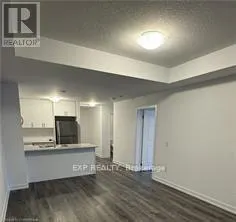205 - 470 DUNDAS STREET E