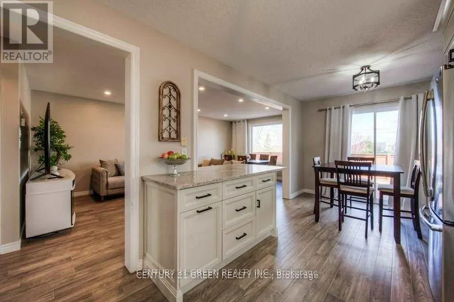 171 CLAIR ROAD