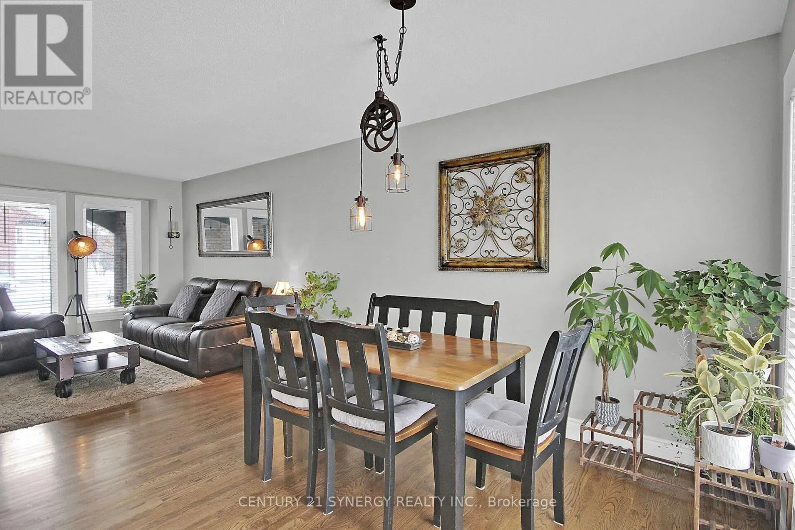 186 MOUNTSHANNON DRIVE