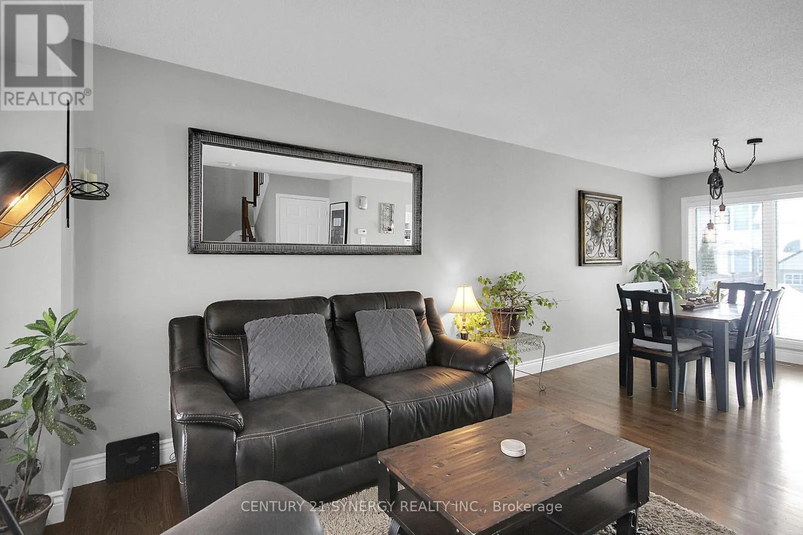 186 MOUNTSHANNON DRIVE
