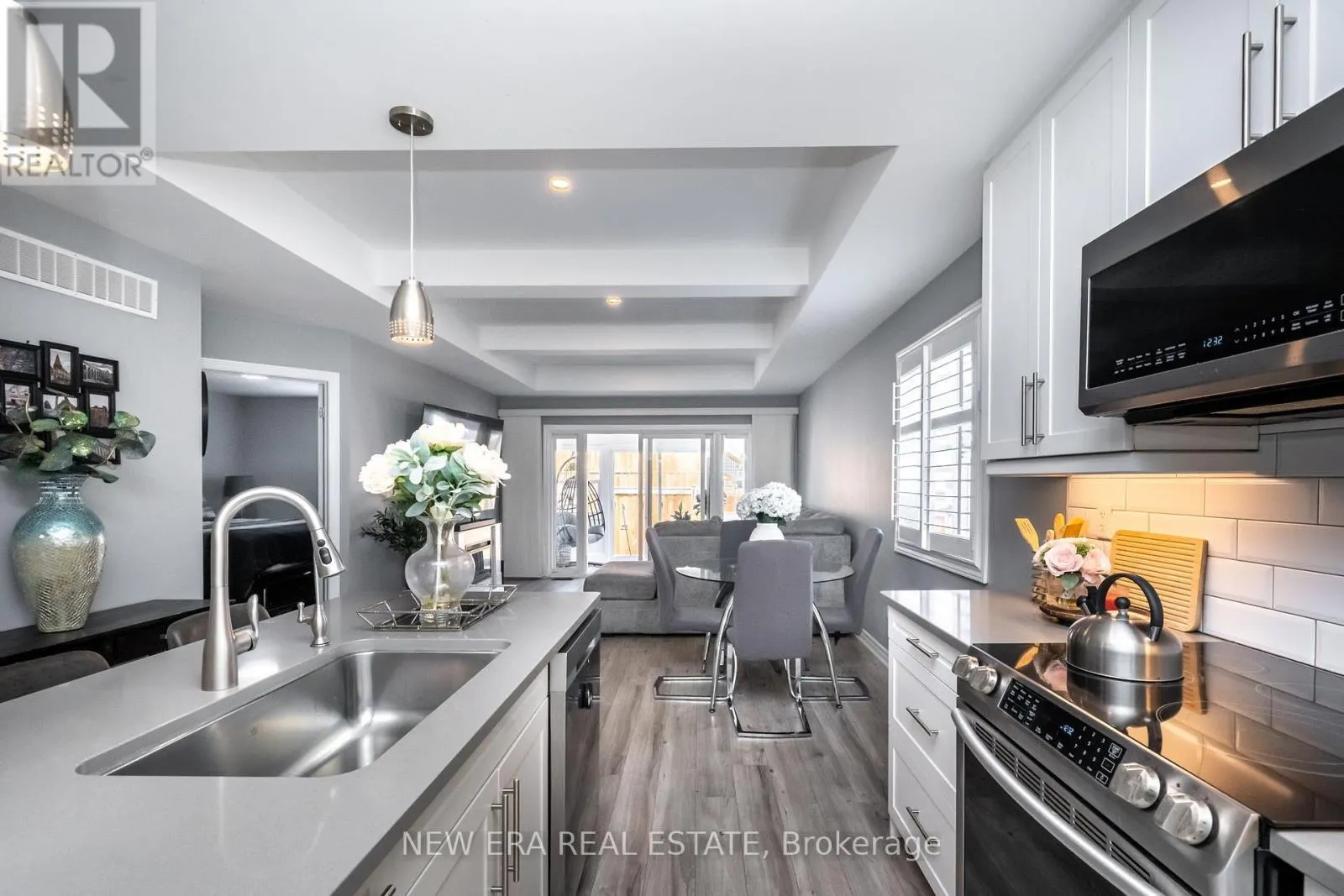 67 CORTLAND WAY