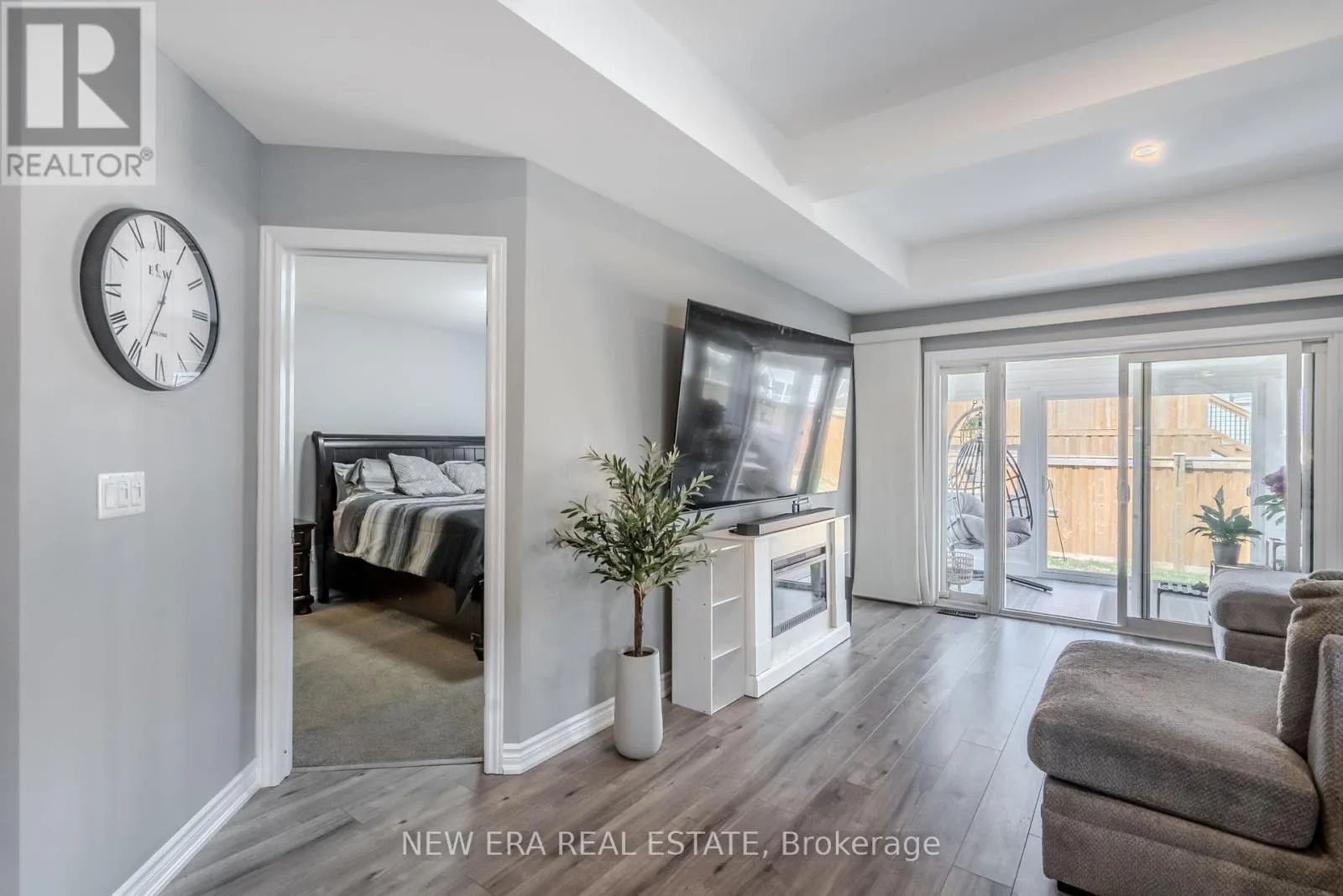 67 CORTLAND WAY