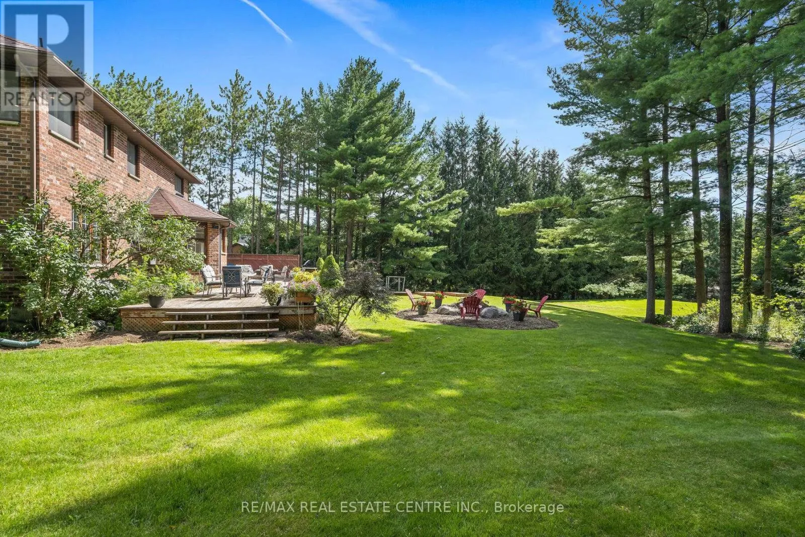 4 PINE RIDGE ROAD