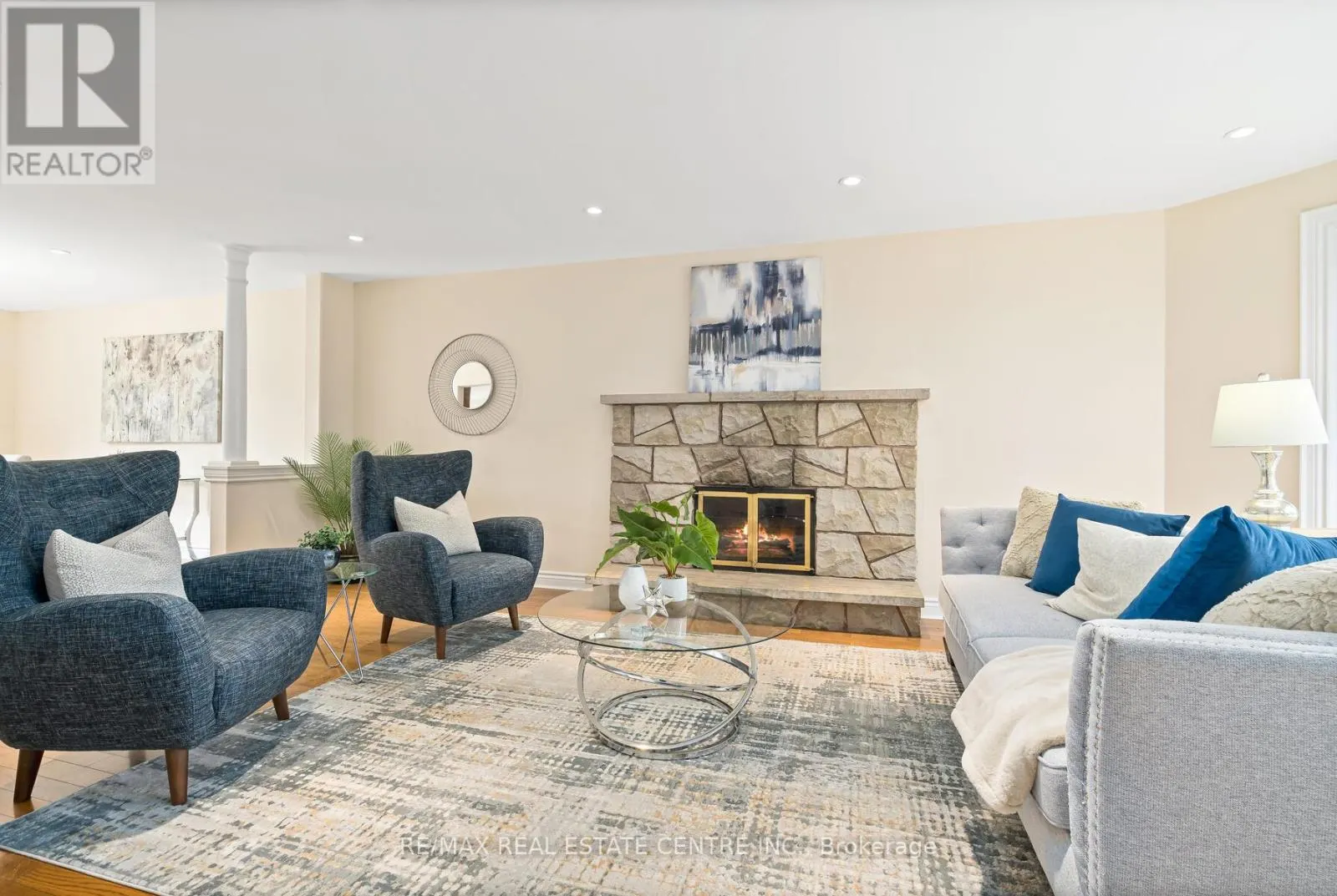 4 PINE RIDGE ROAD