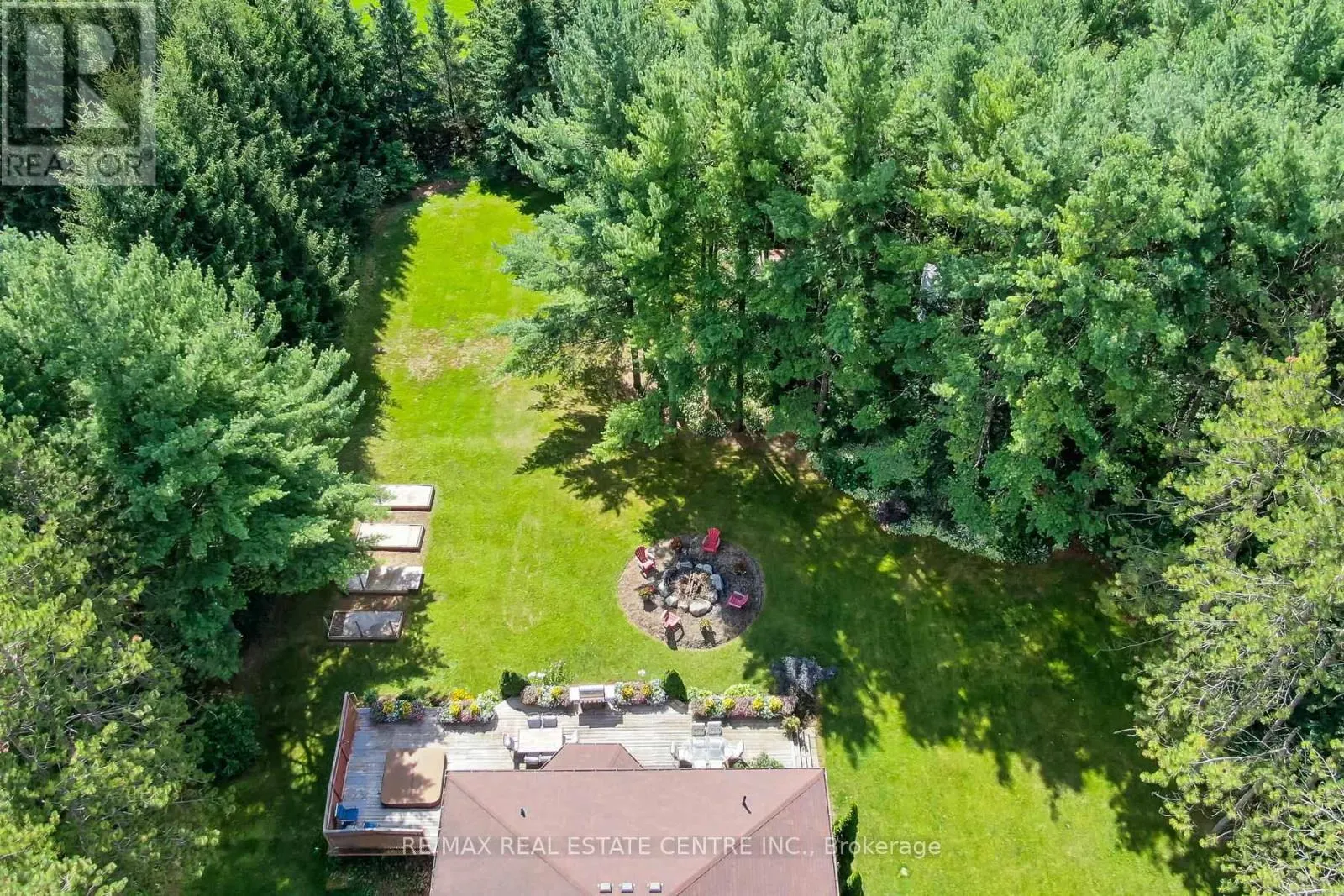 4 PINE RIDGE ROAD