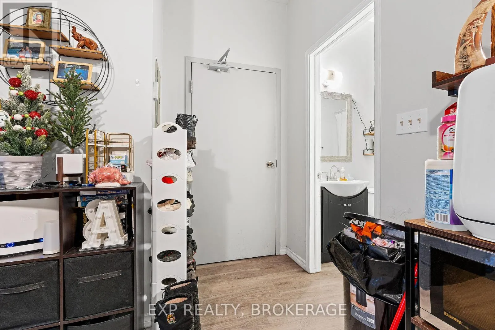 148-150 KING STREET W