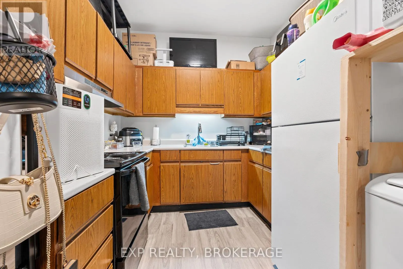 148-150 KING STREET W