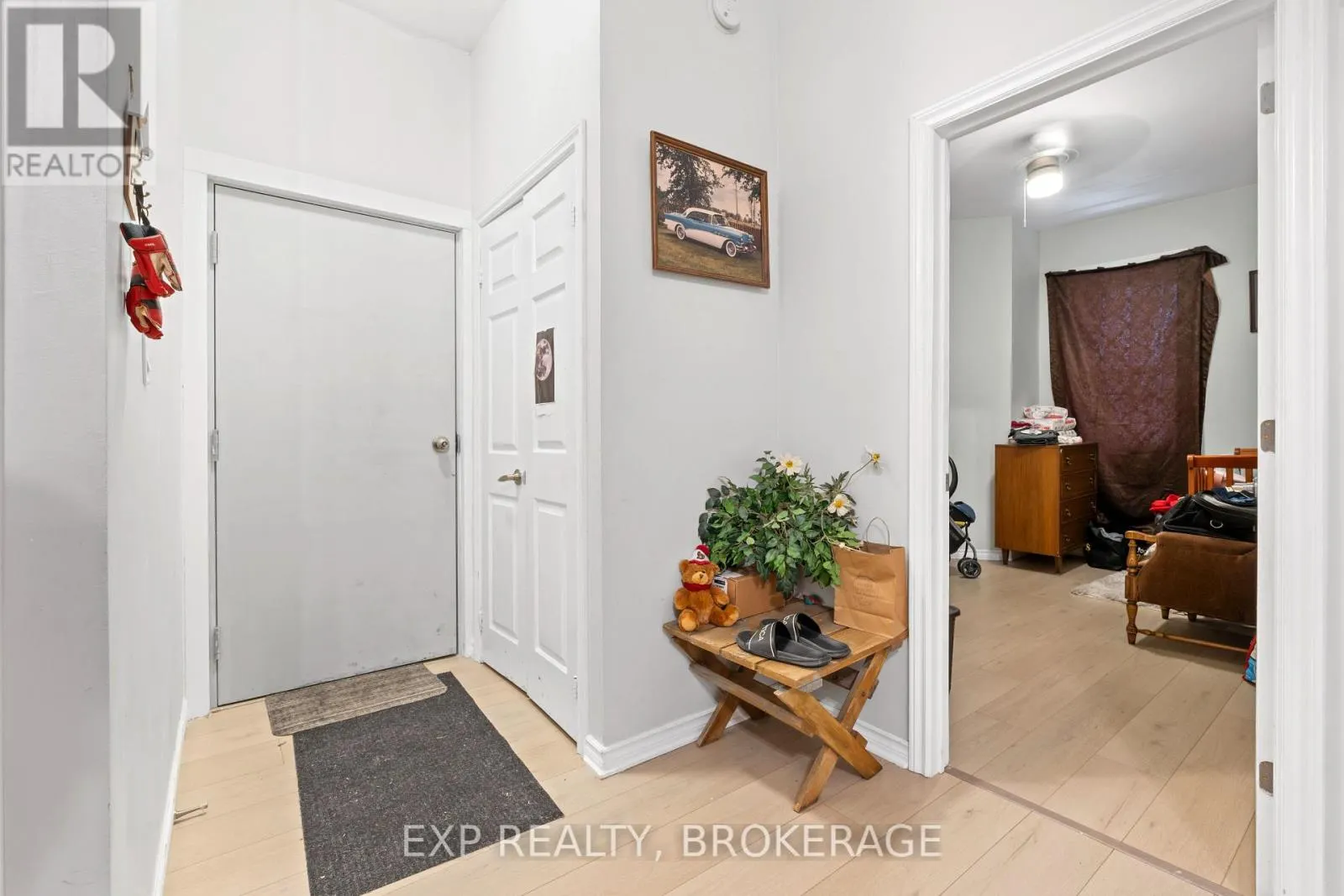 148-150 KING STREET W