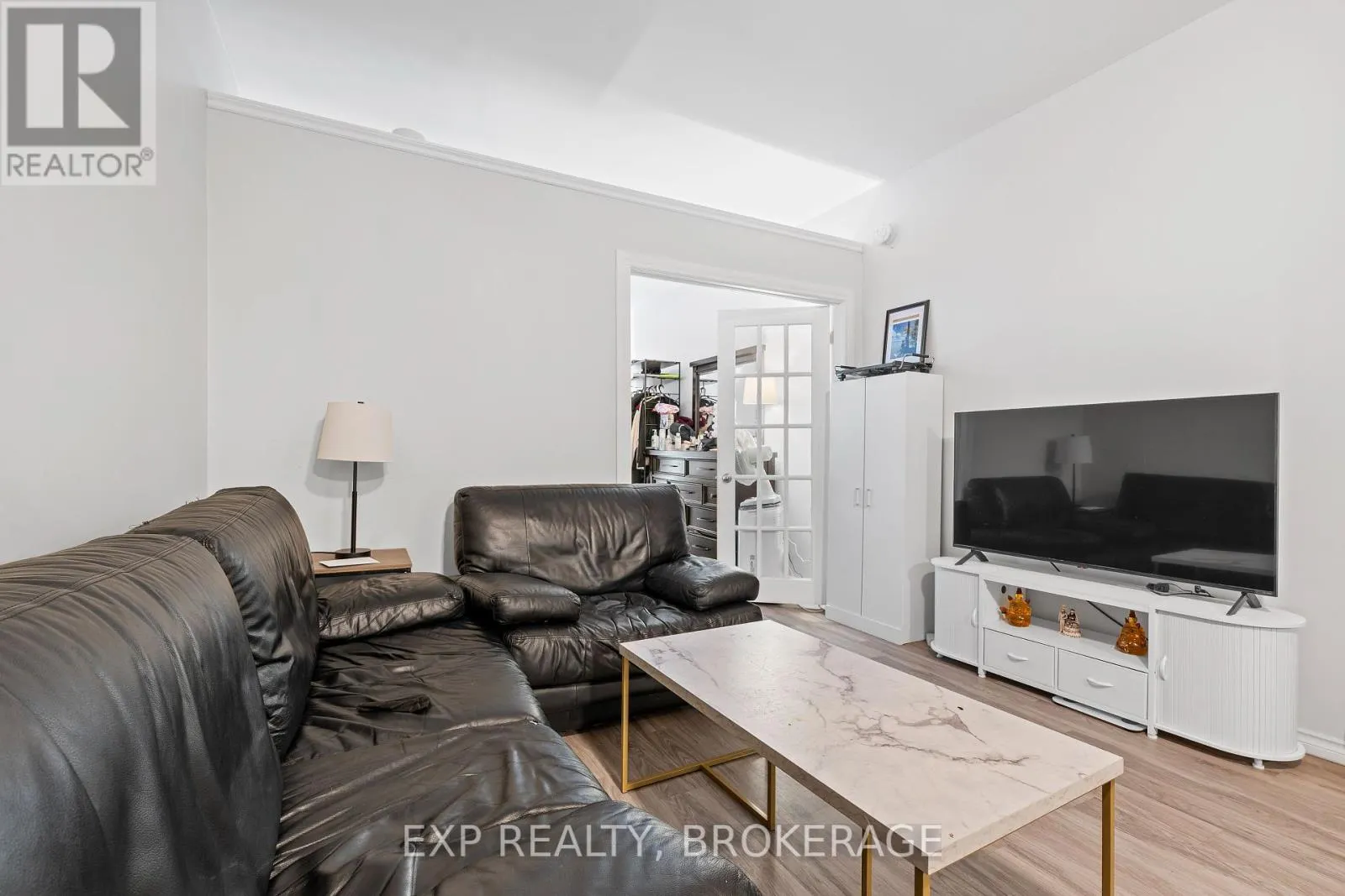148-150 KING STREET W