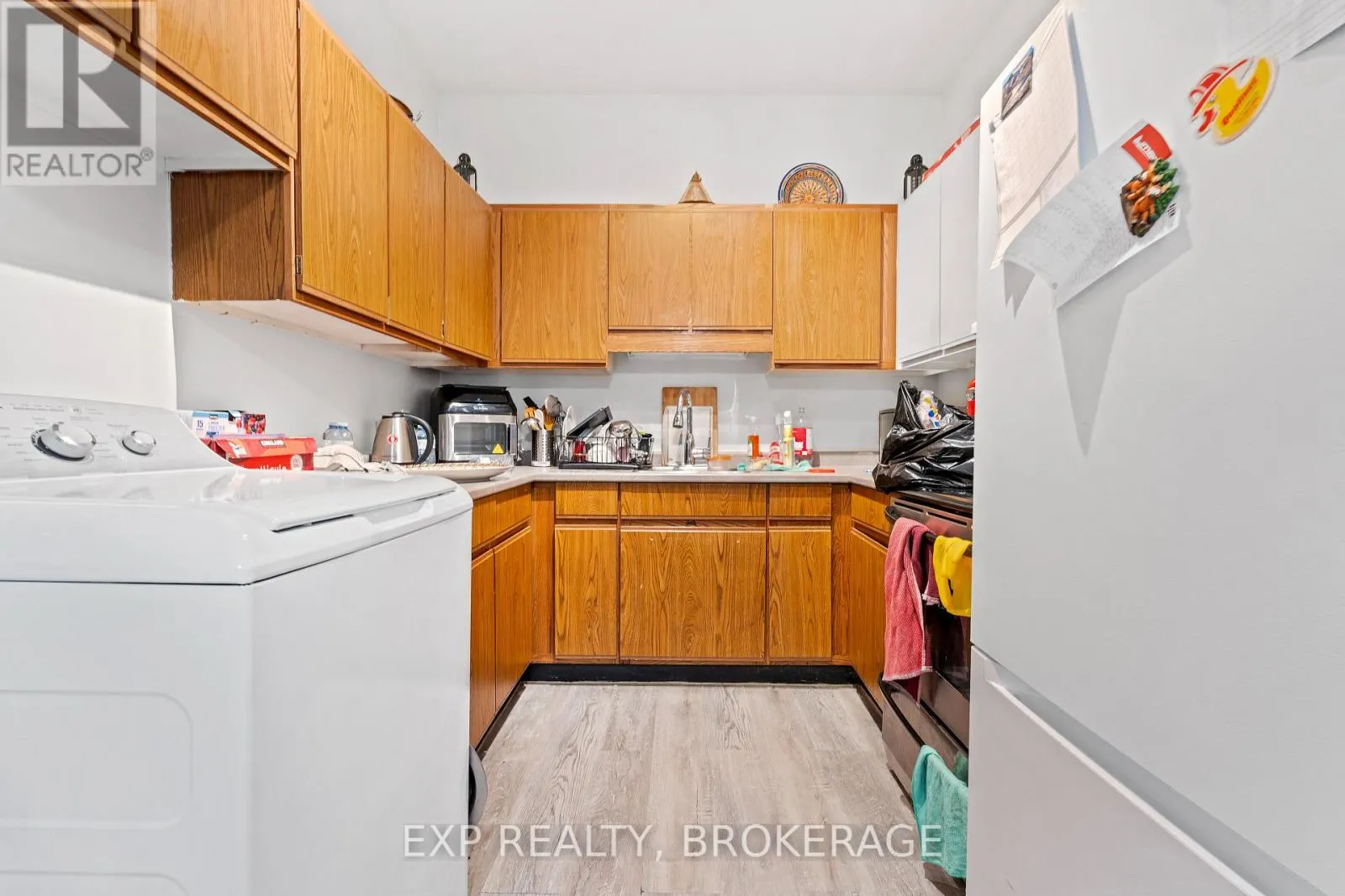 148-150 KING STREET W