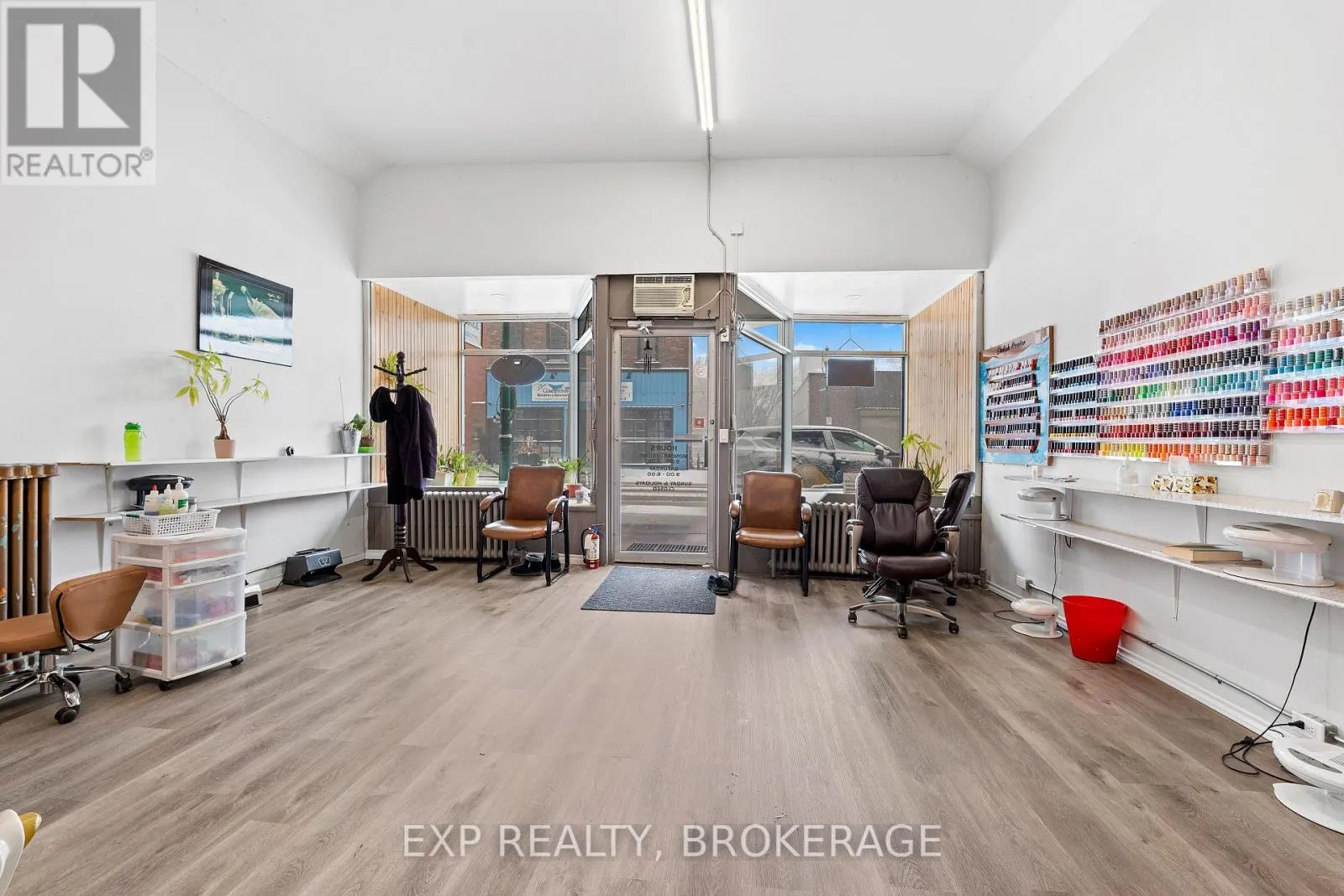 148-150 KING STREET W