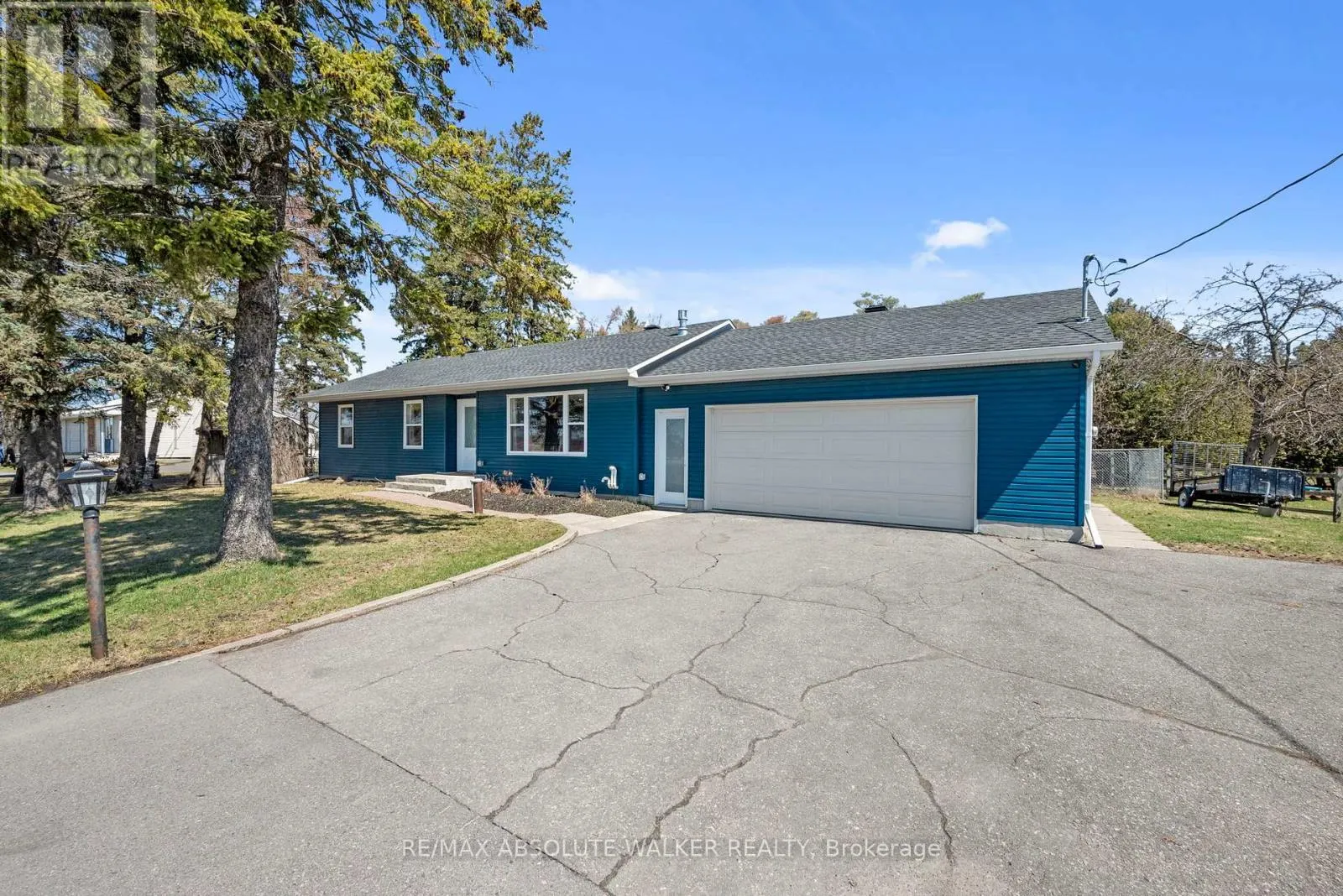2477 MERIVALE ROAD