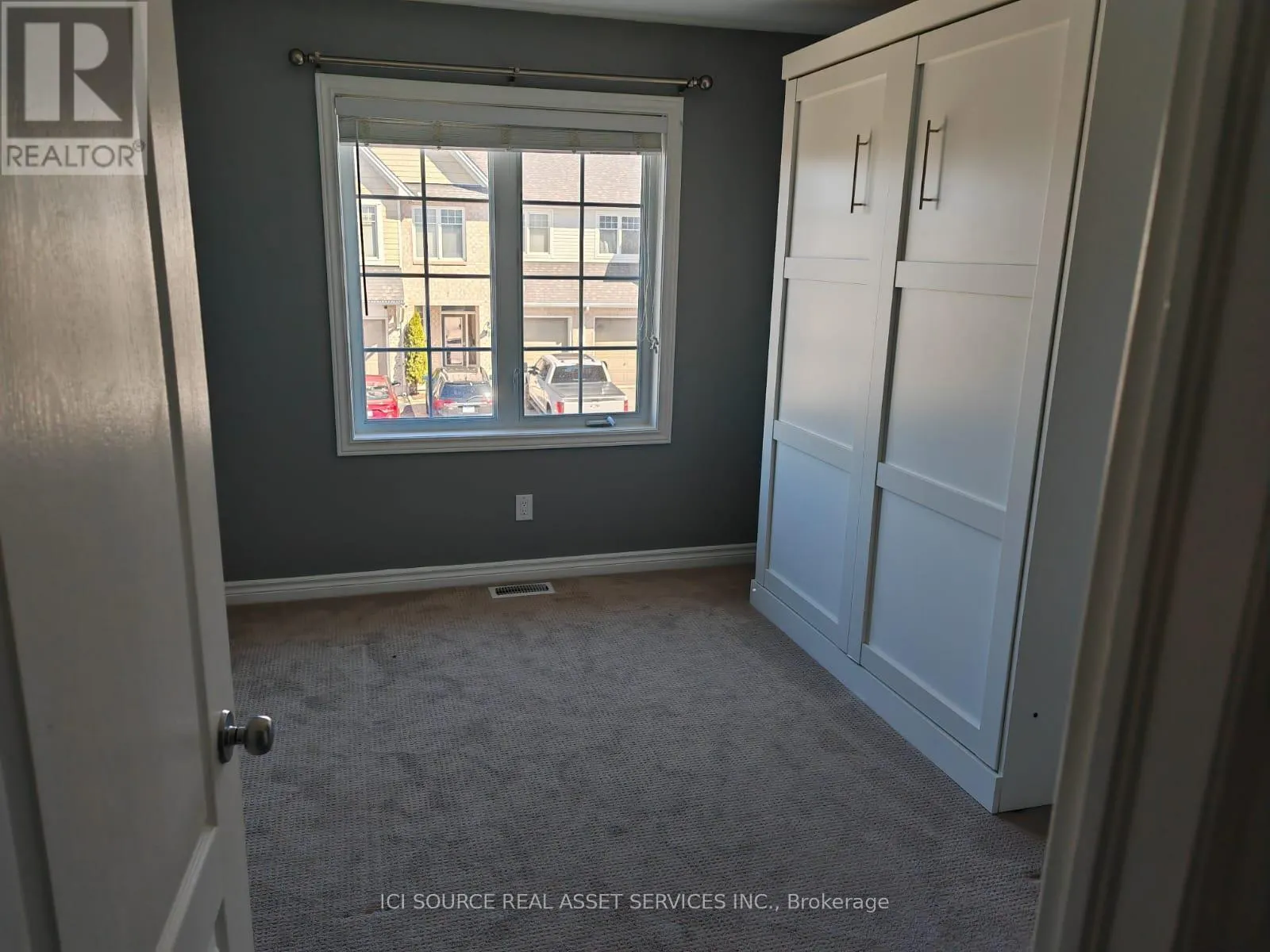 192 MOJAVE CRESCENT