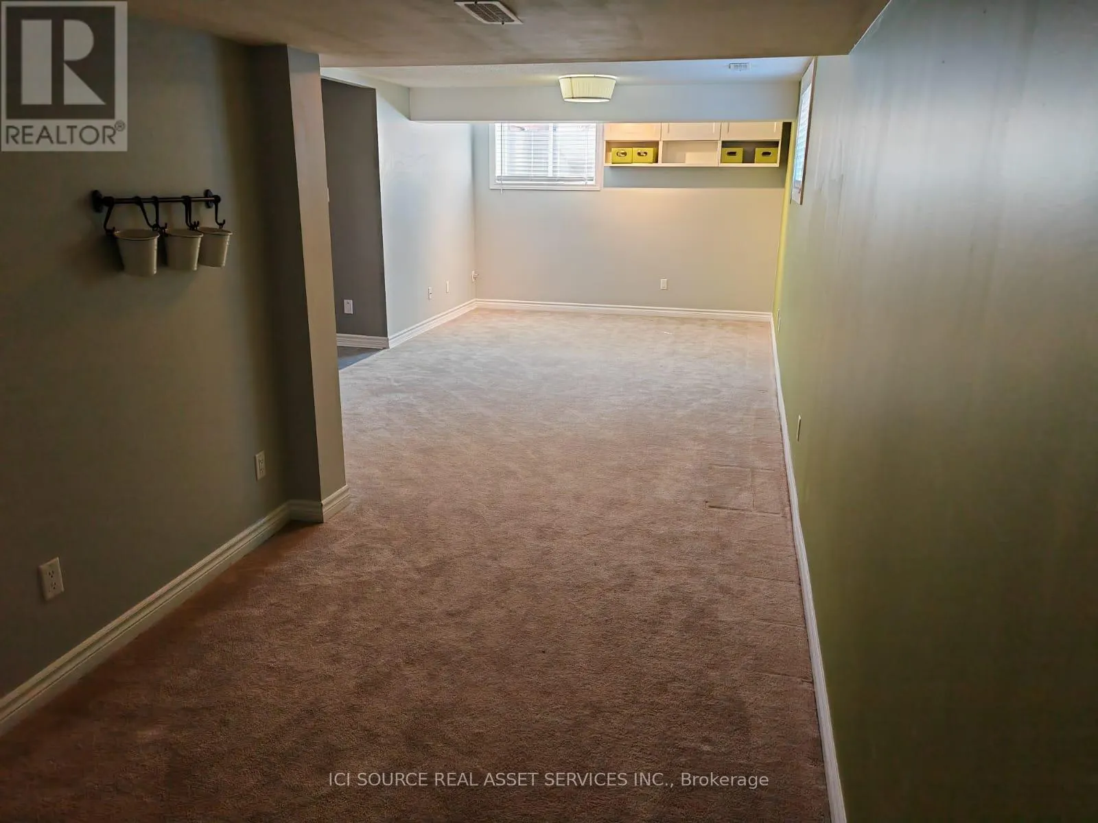 192 MOJAVE CRESCENT