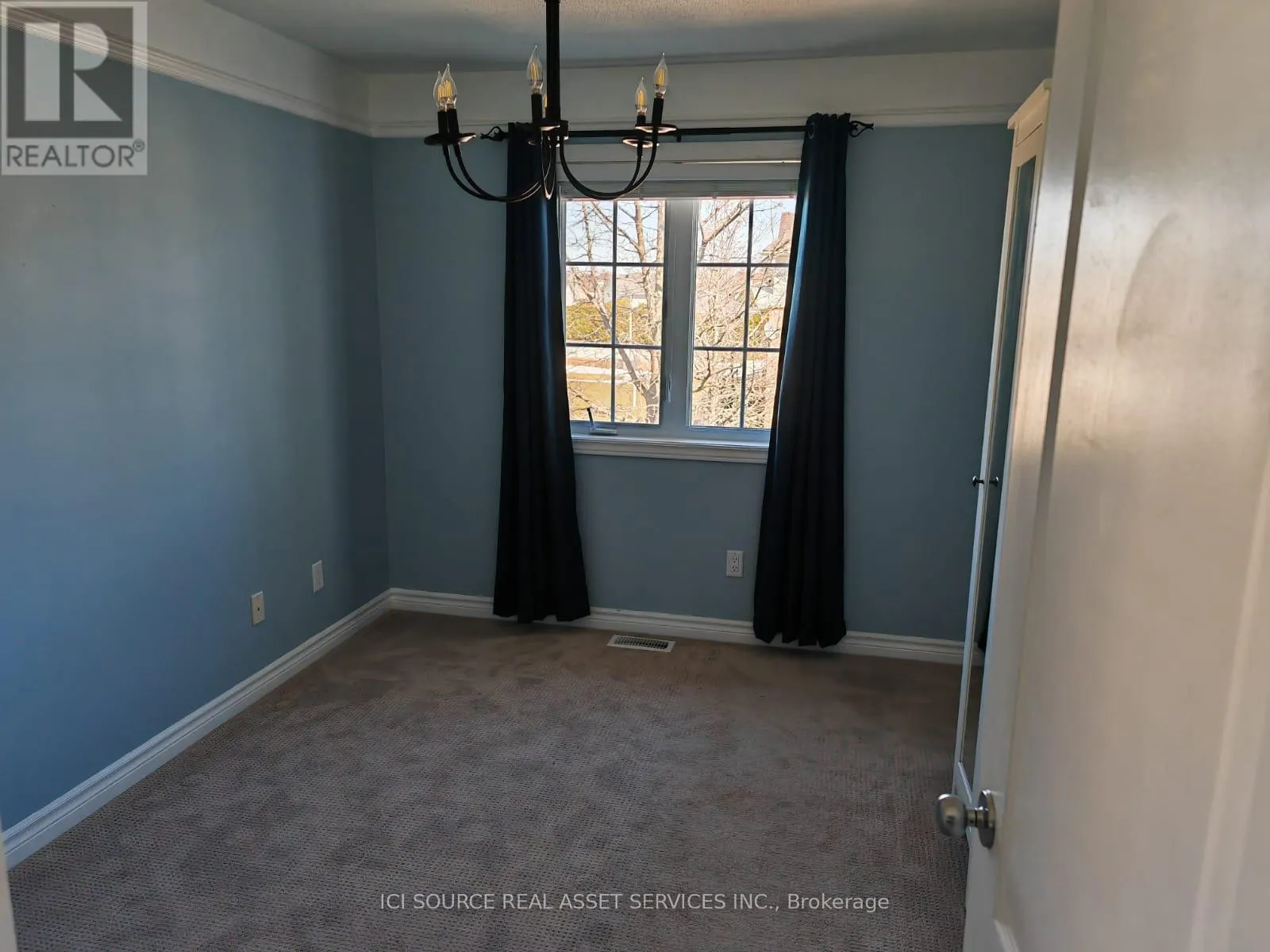192 MOJAVE CRESCENT
