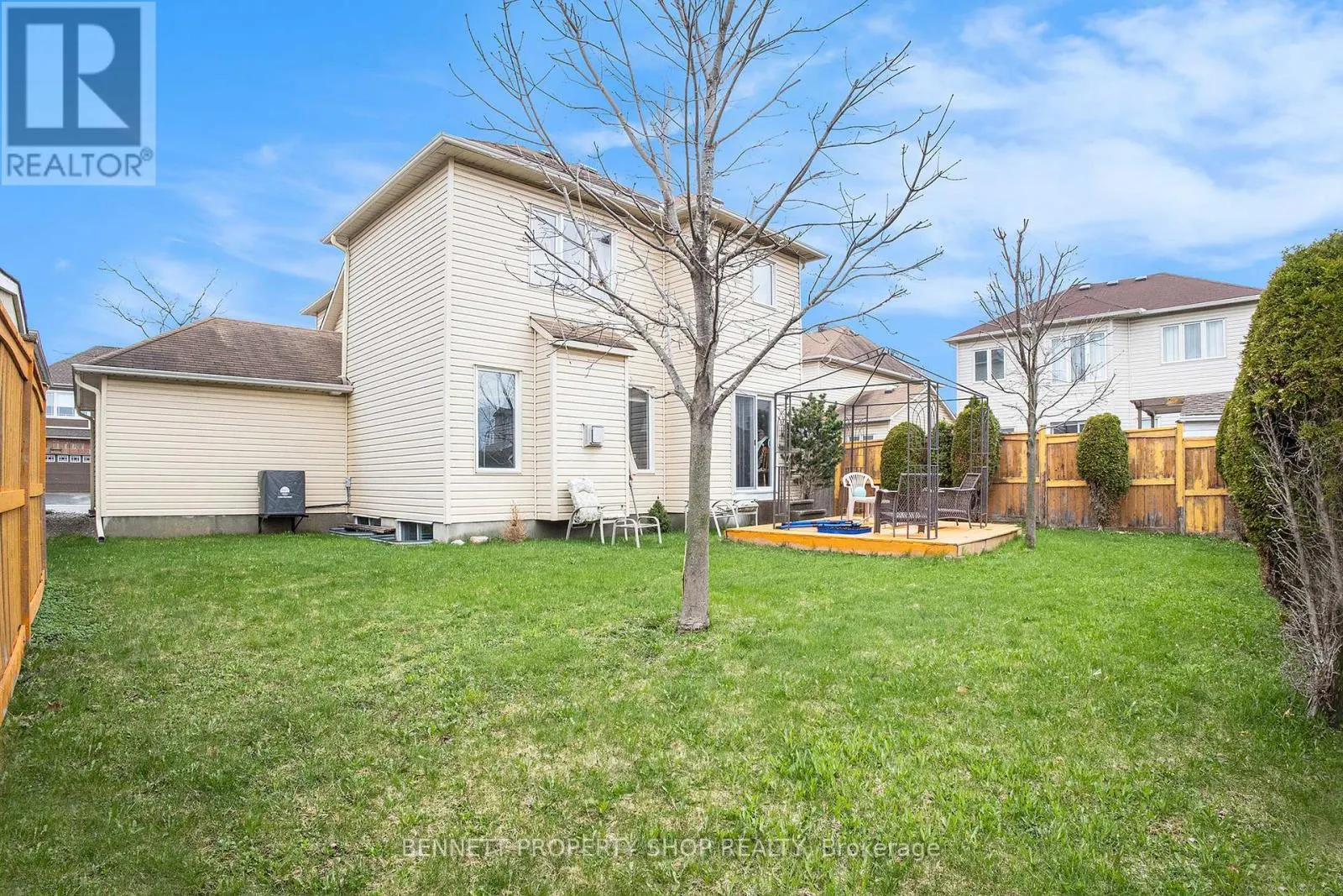 118 HOLLOWBROOK DRIVE