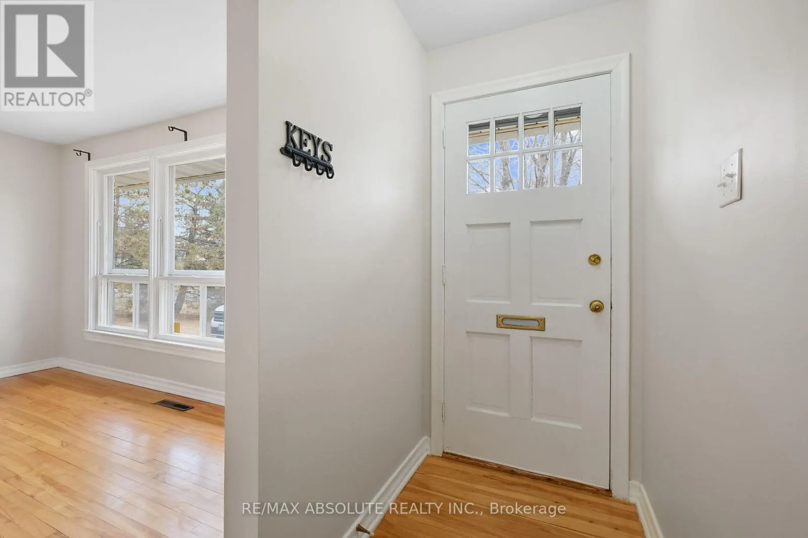 22 JAY AVENUE