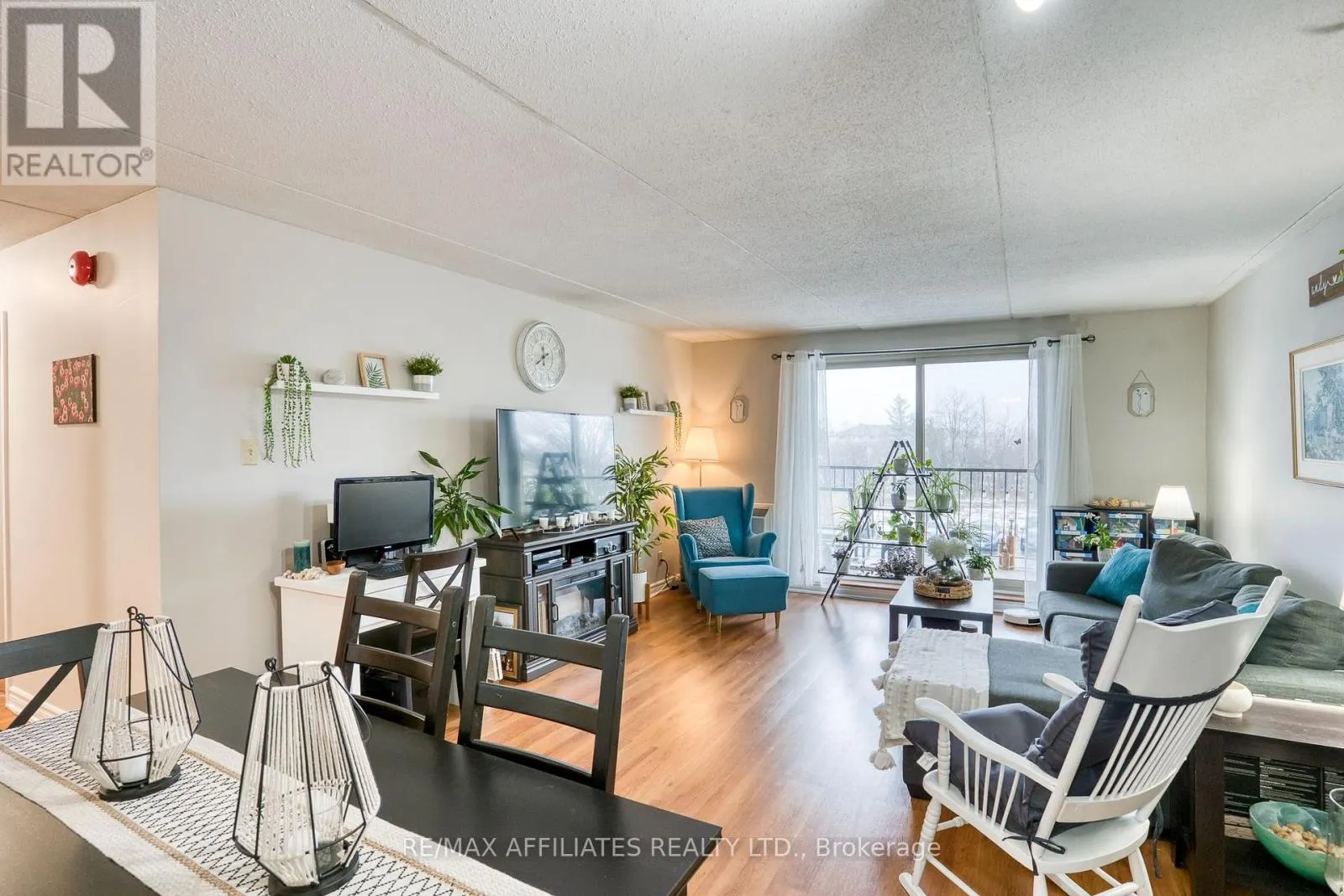 307 - 206 WOODWARD STREET