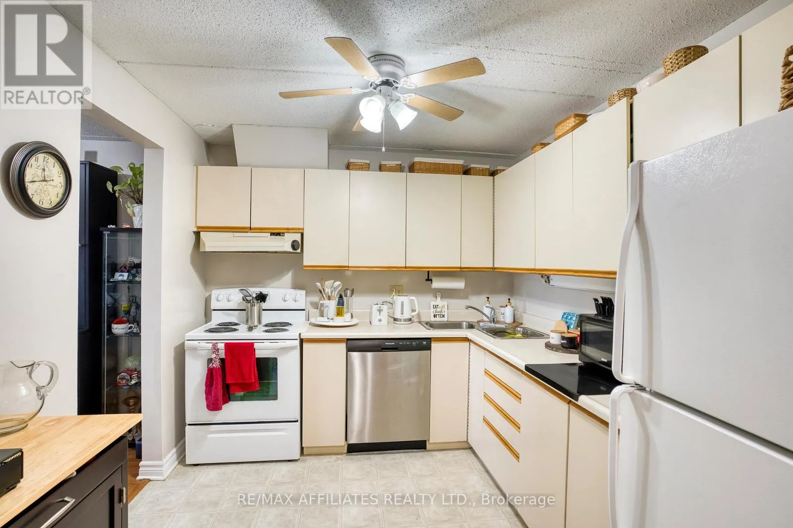 307 - 206 WOODWARD STREET