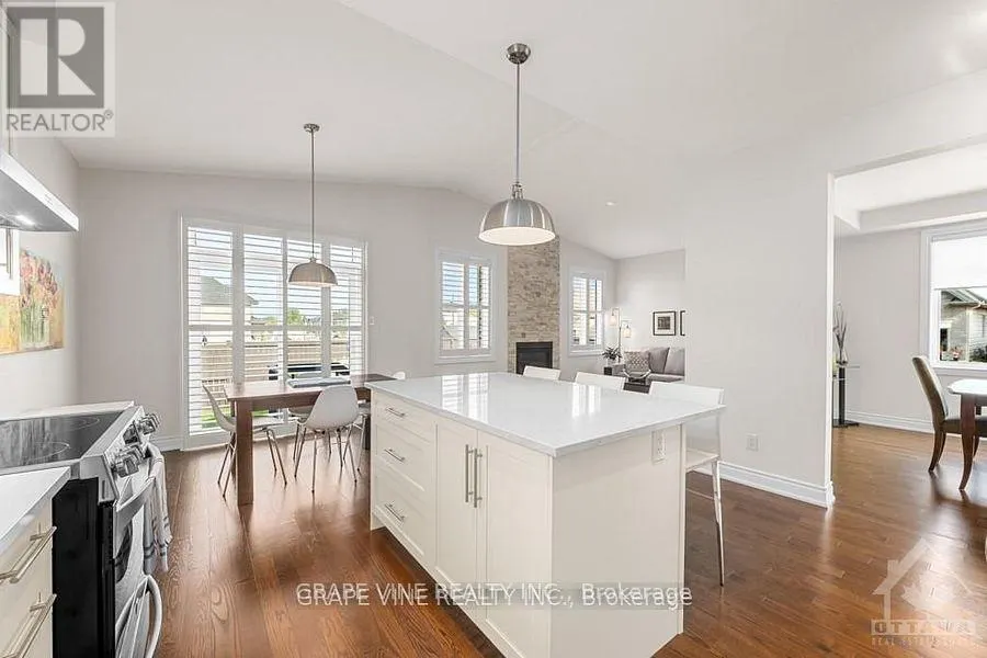 862 OAT STRAW WAY