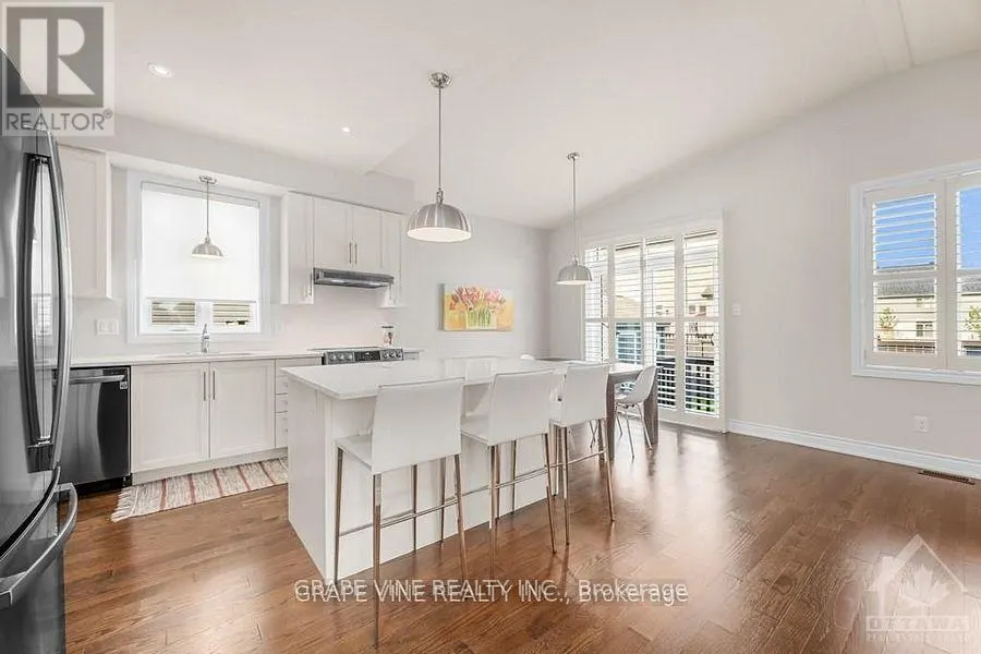 862 OAT STRAW WAY