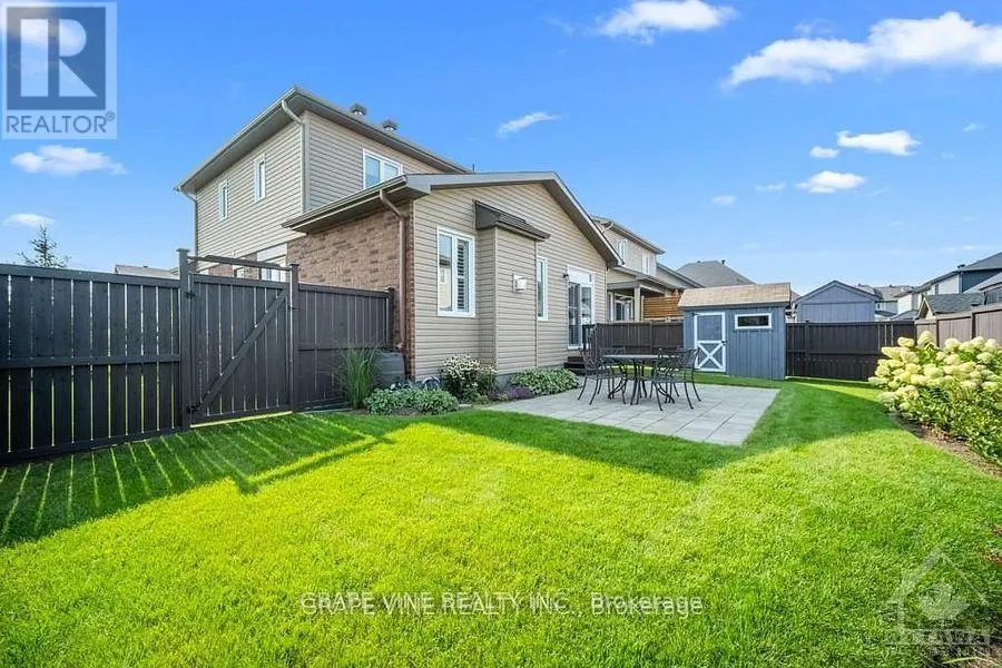 862 OAT STRAW WAY