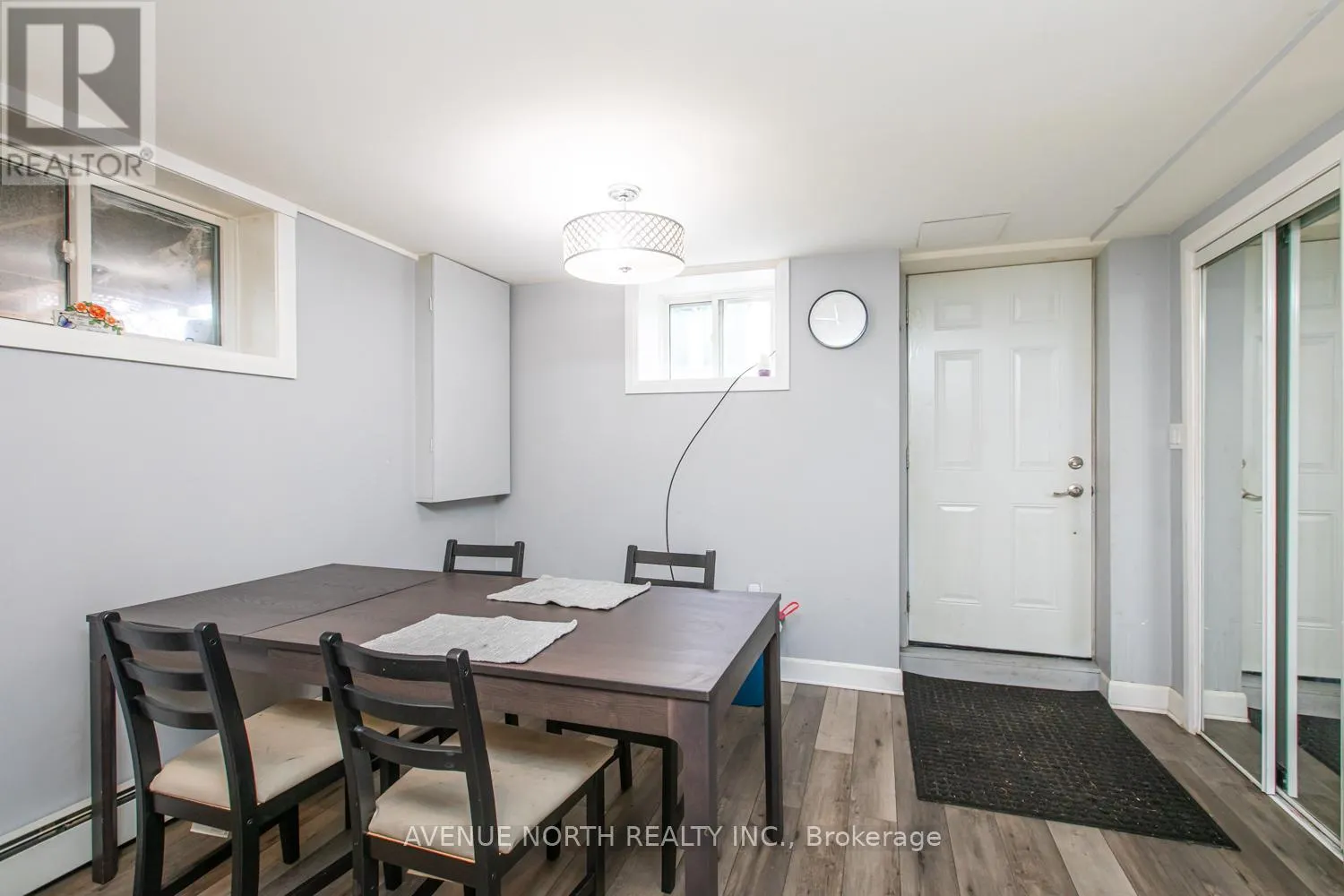 44 LAZY NOL COURT