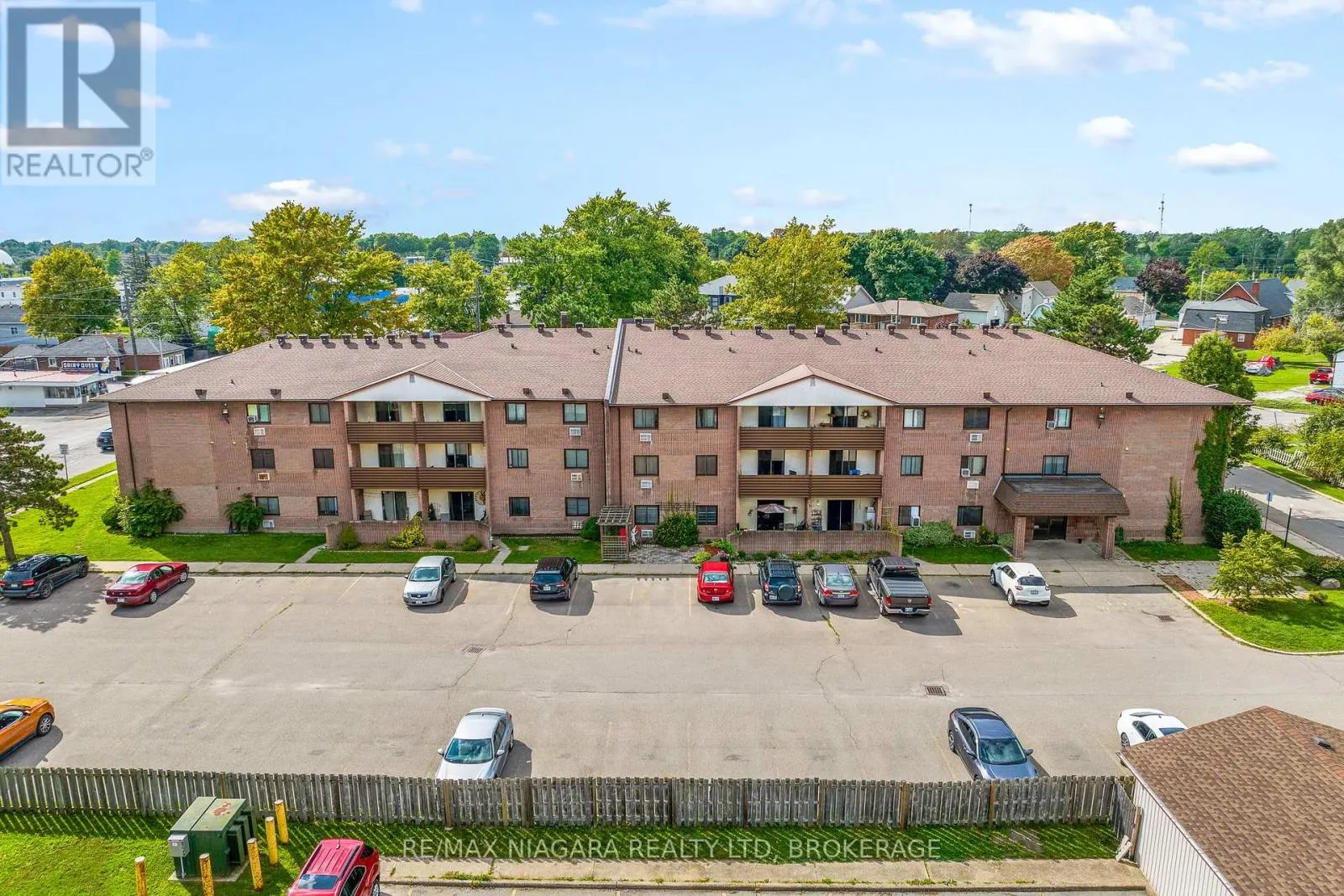 323 - 72 MAIN STREET E, #323