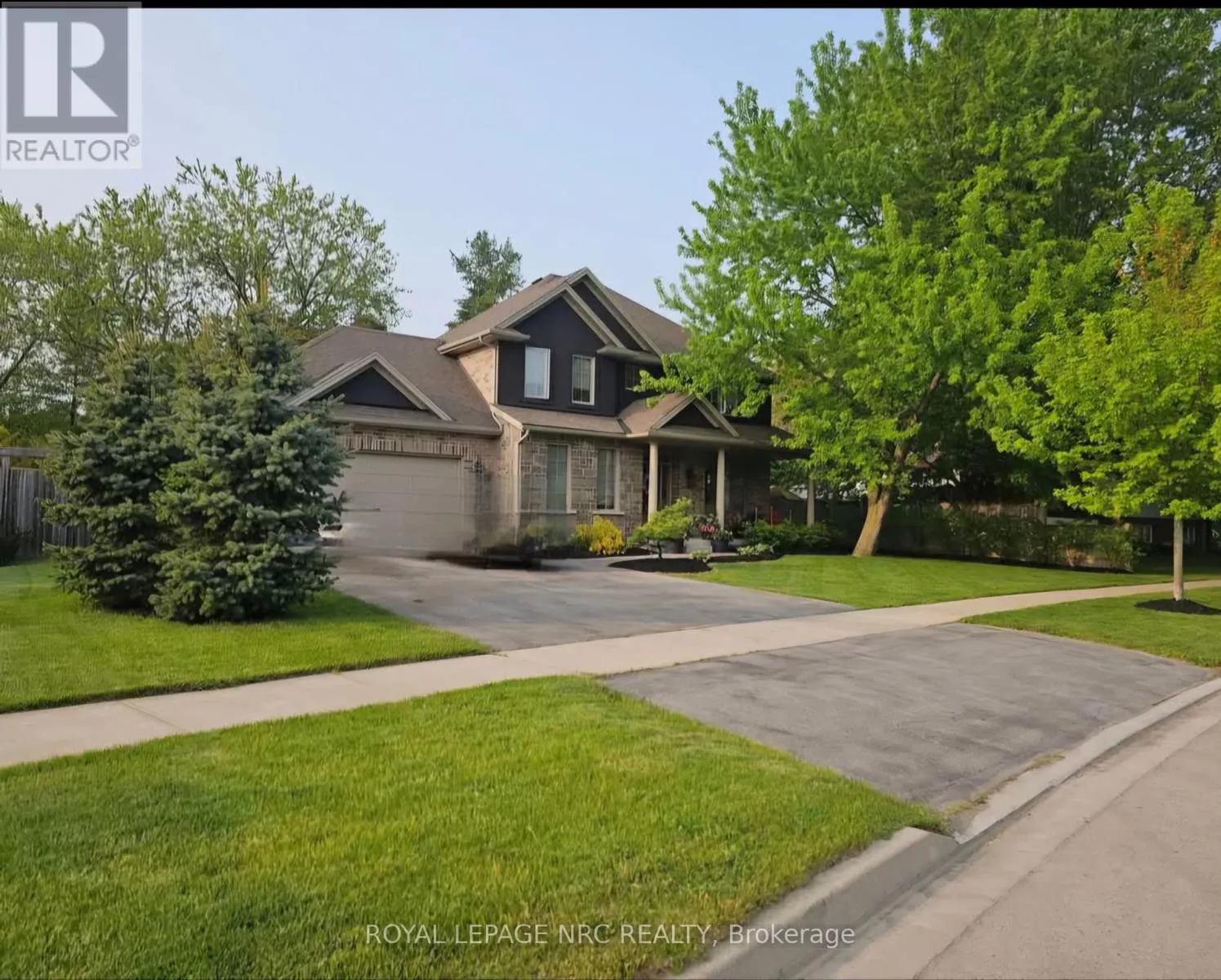 5 MARTHA COURT