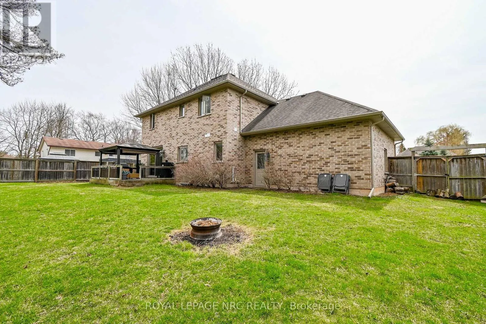 5 MARTHA COURT