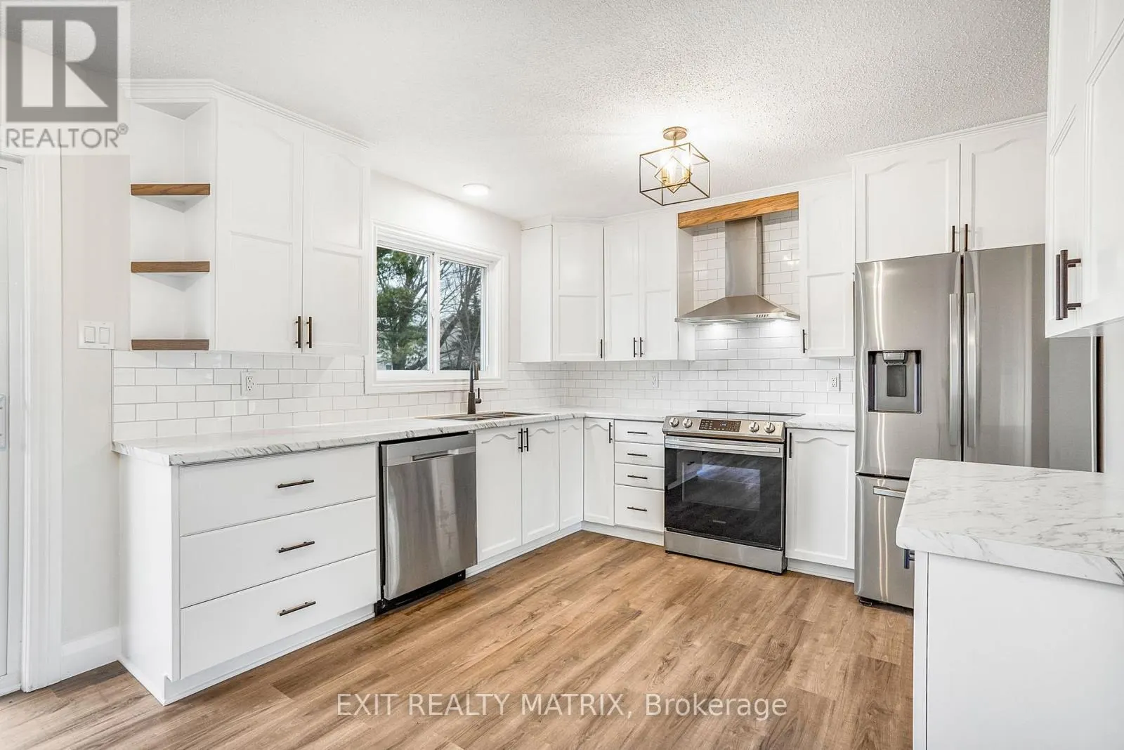 58 CASTLEBEAU STREET