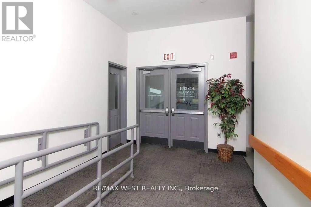 343 MERRITT STREET W