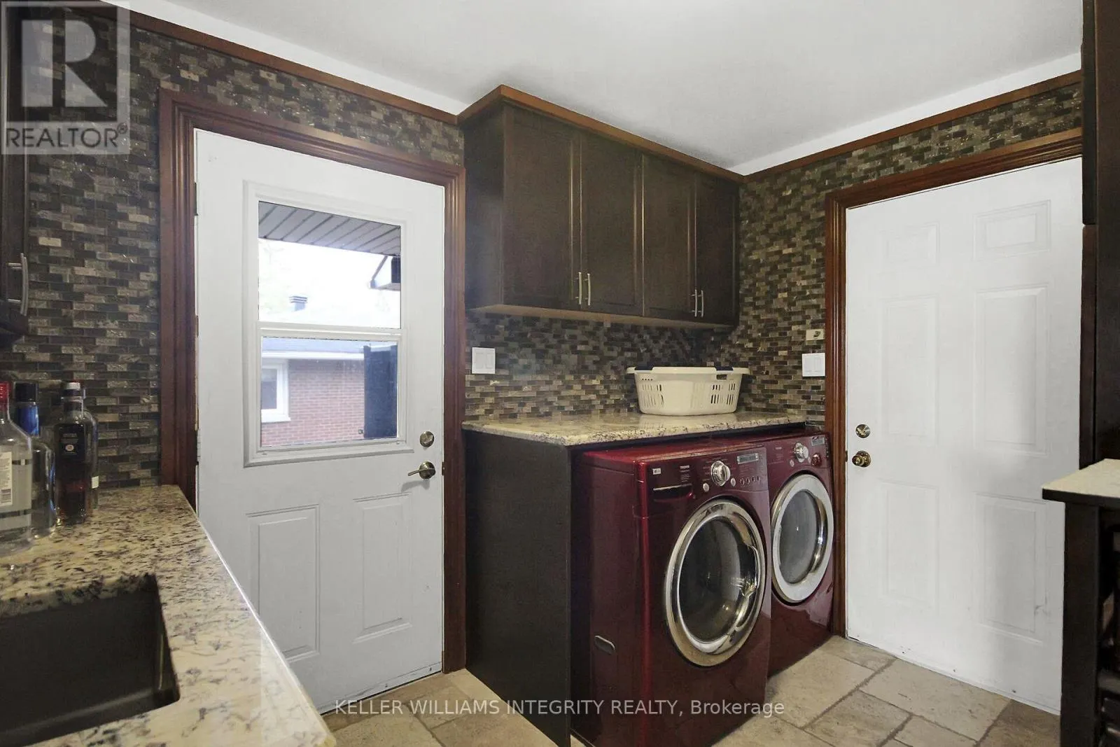 2796 QUINN ROAD