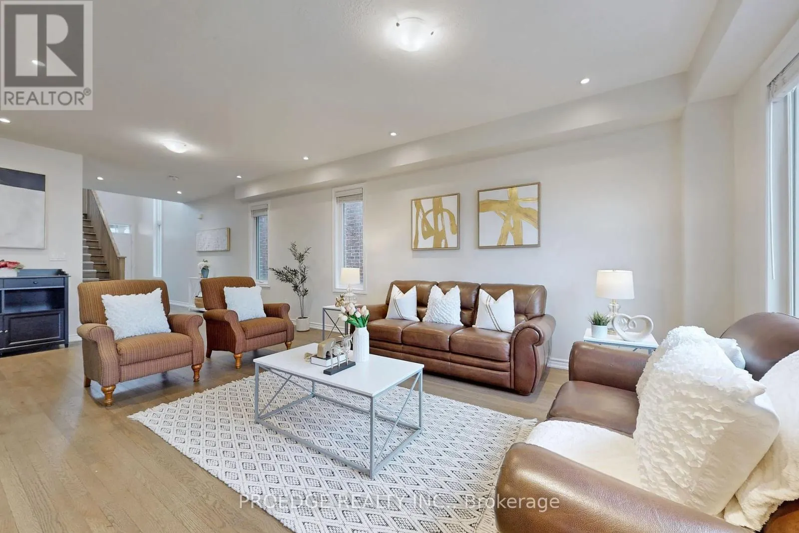 361 BEECHDROPS DRIVE