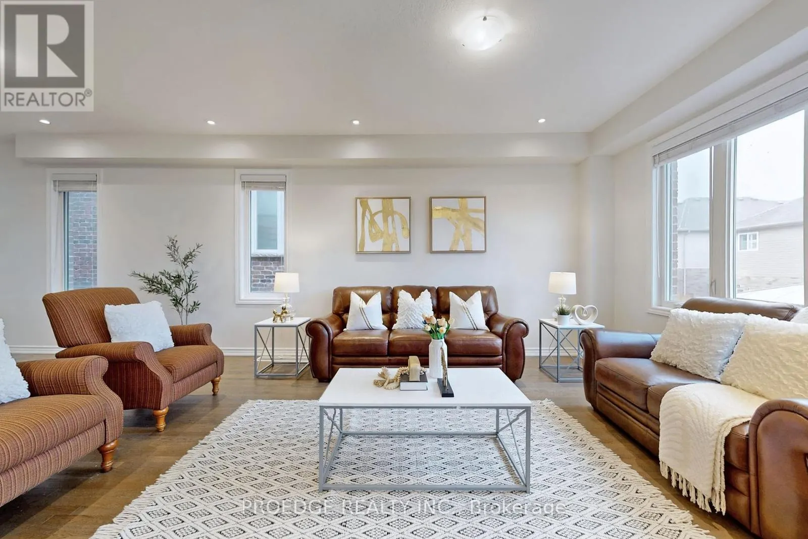 361 BEECHDROPS DRIVE