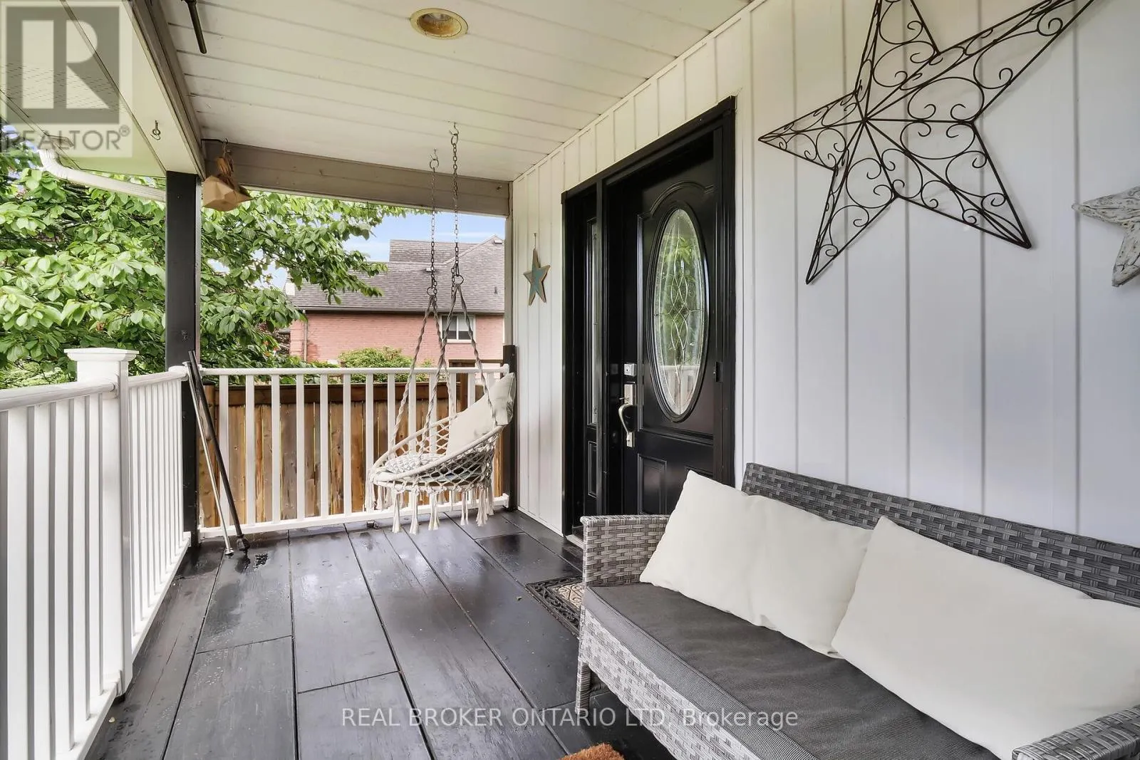 301&303 FRANCES STREET