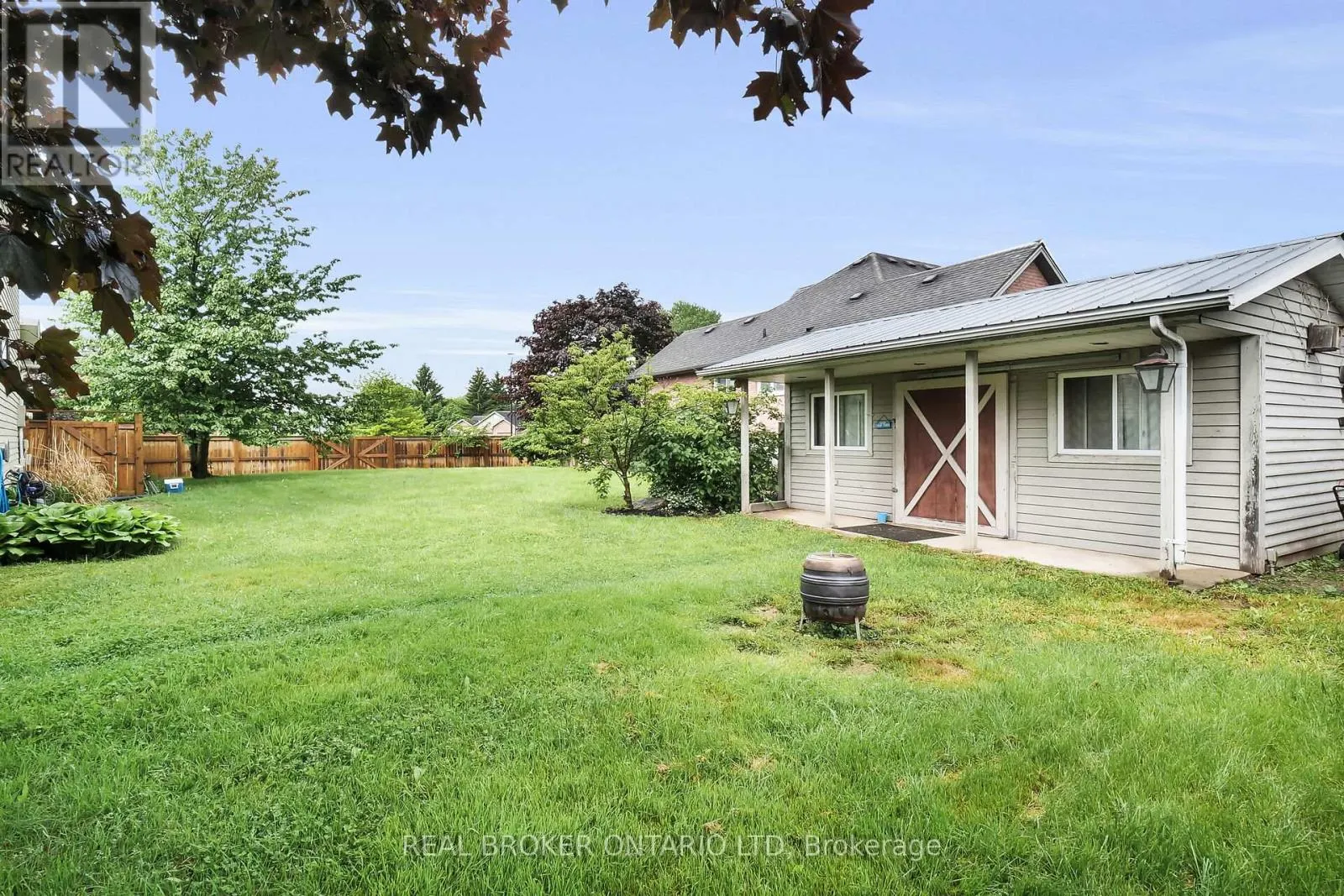 301&303 FRANCES STREET